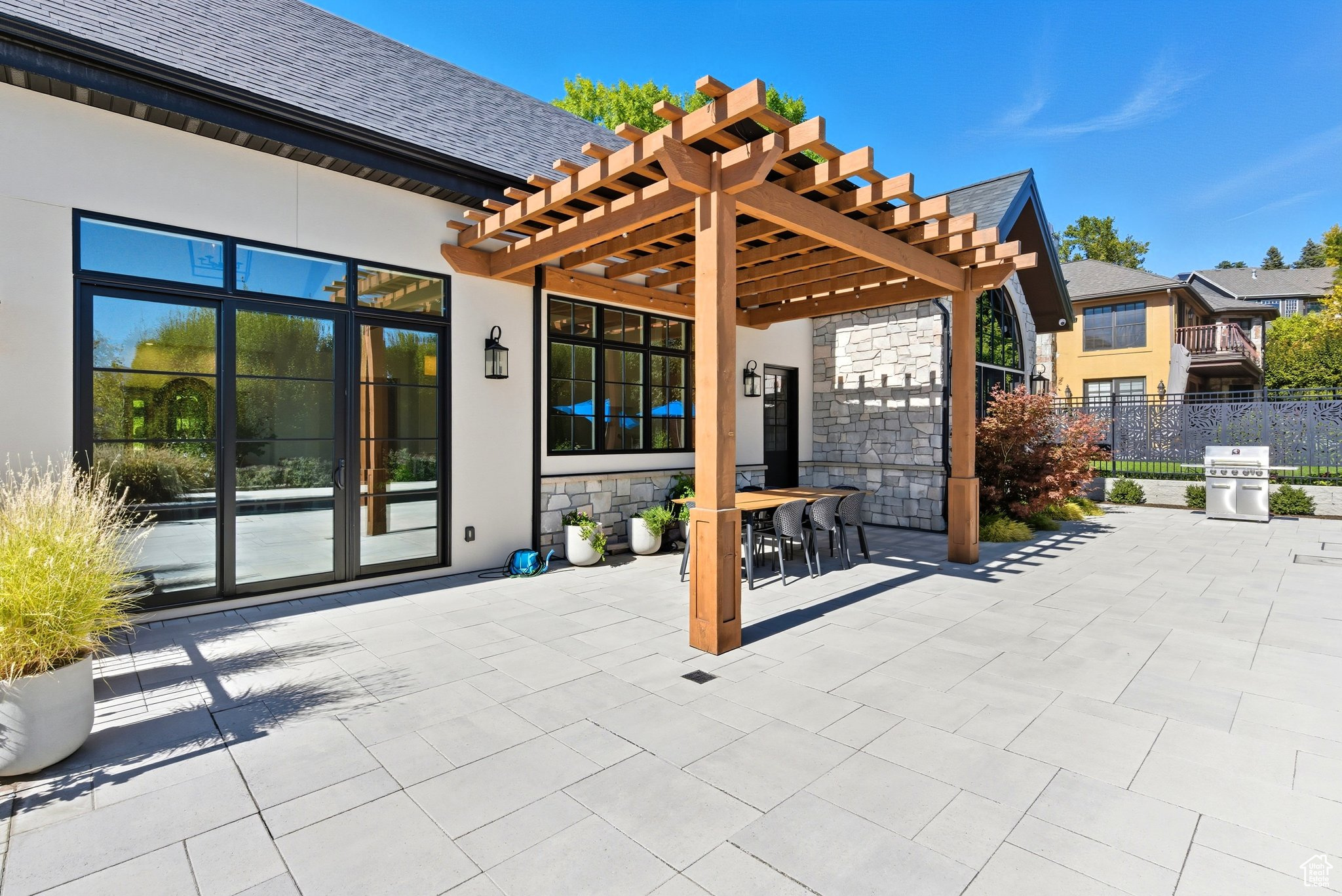 CAPITOL PARK - Residential