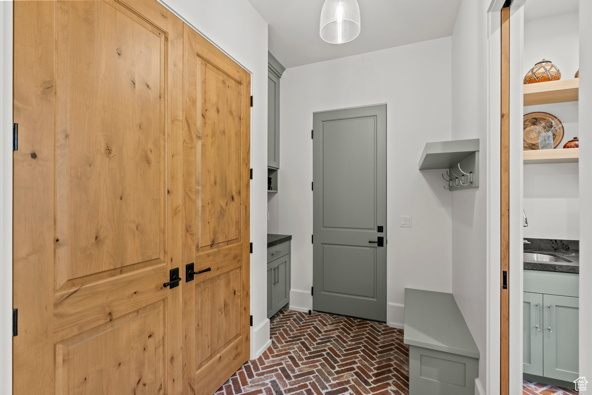 CAPITOL PARK - Residential