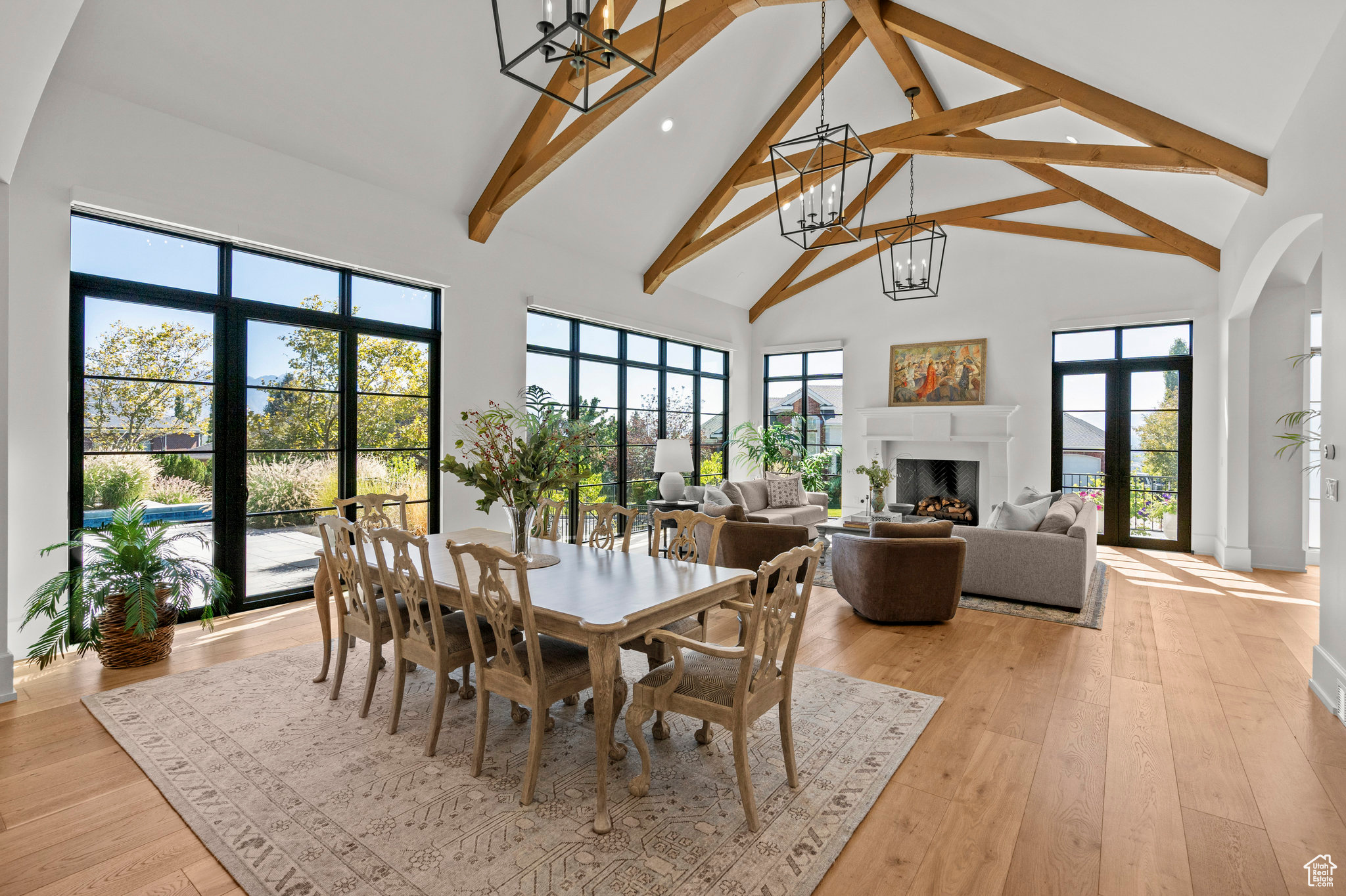 CAPITOL PARK - Residential