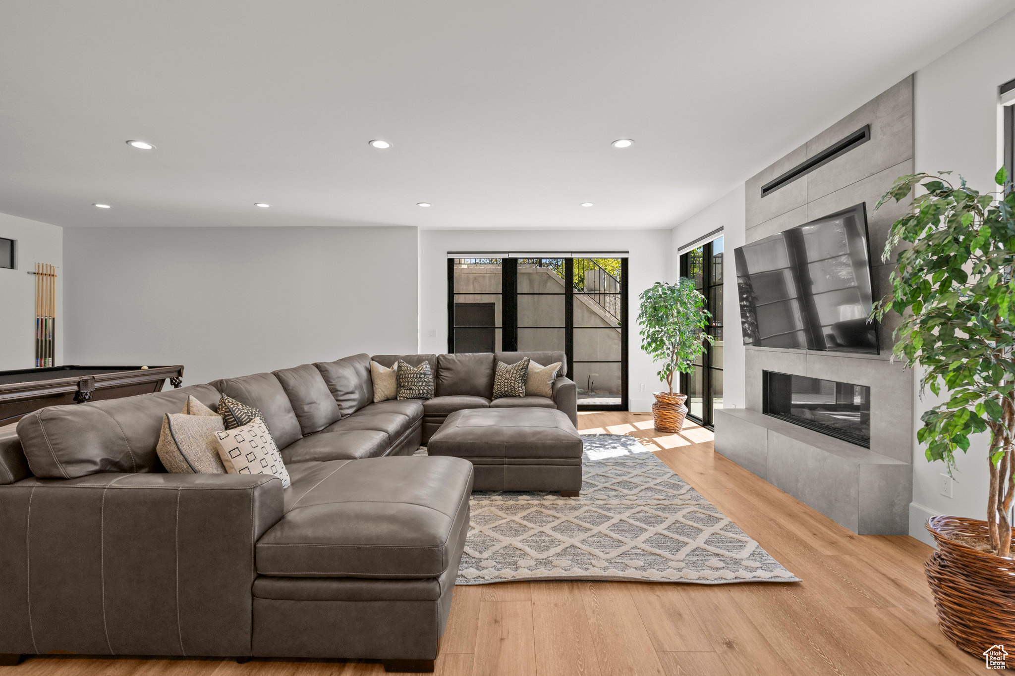 CAPITOL PARK - Residential