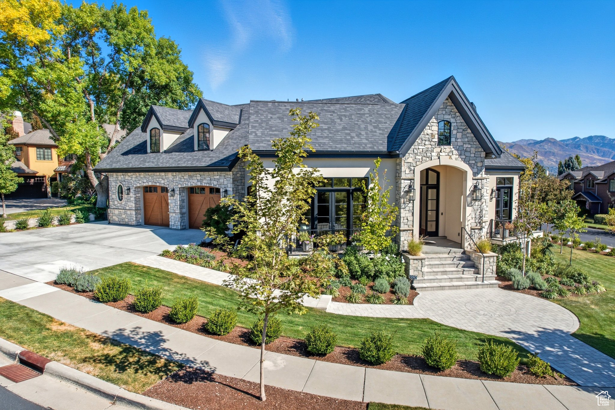 CAPITOL PARK - Residential