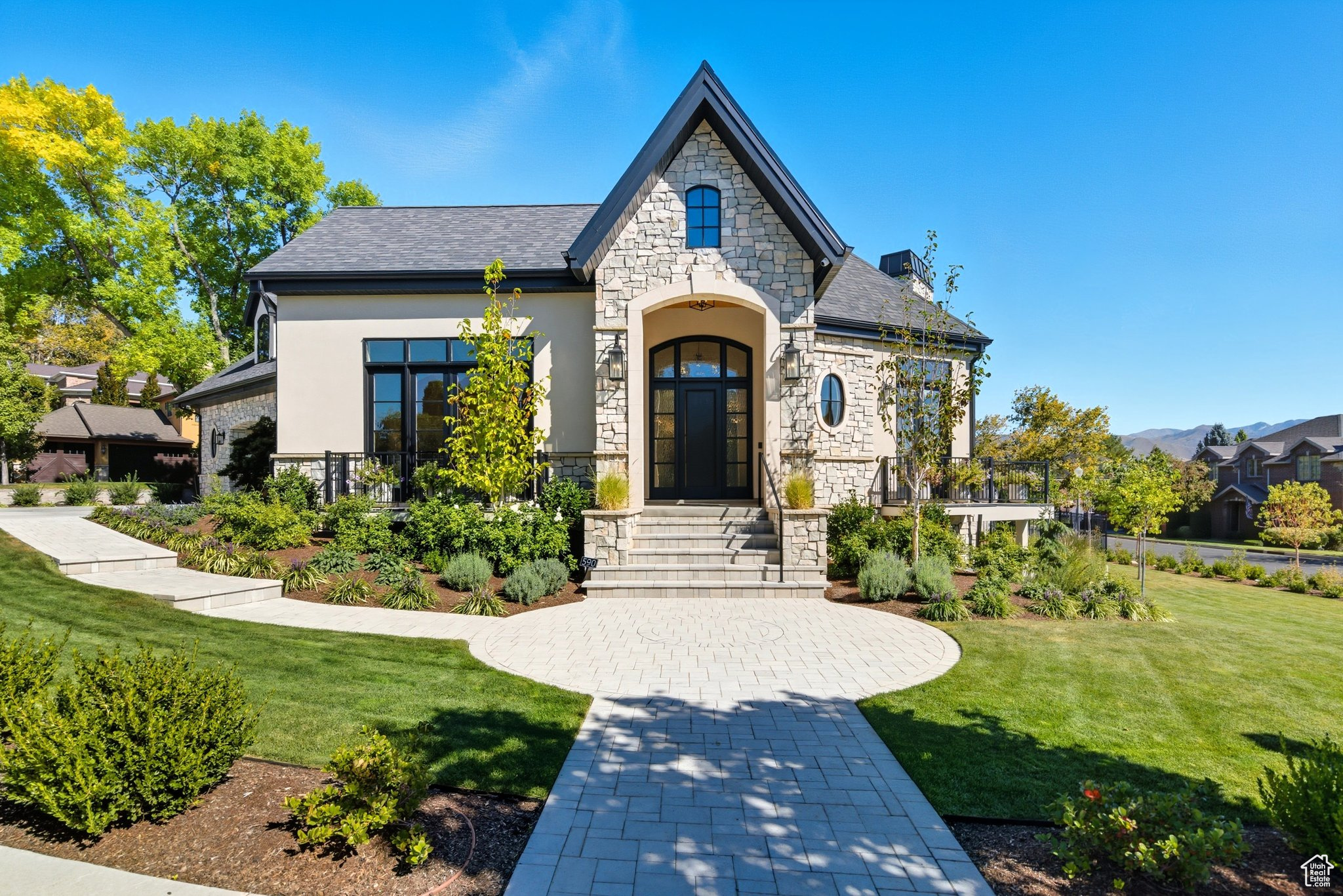 CAPITOL PARK - Residential