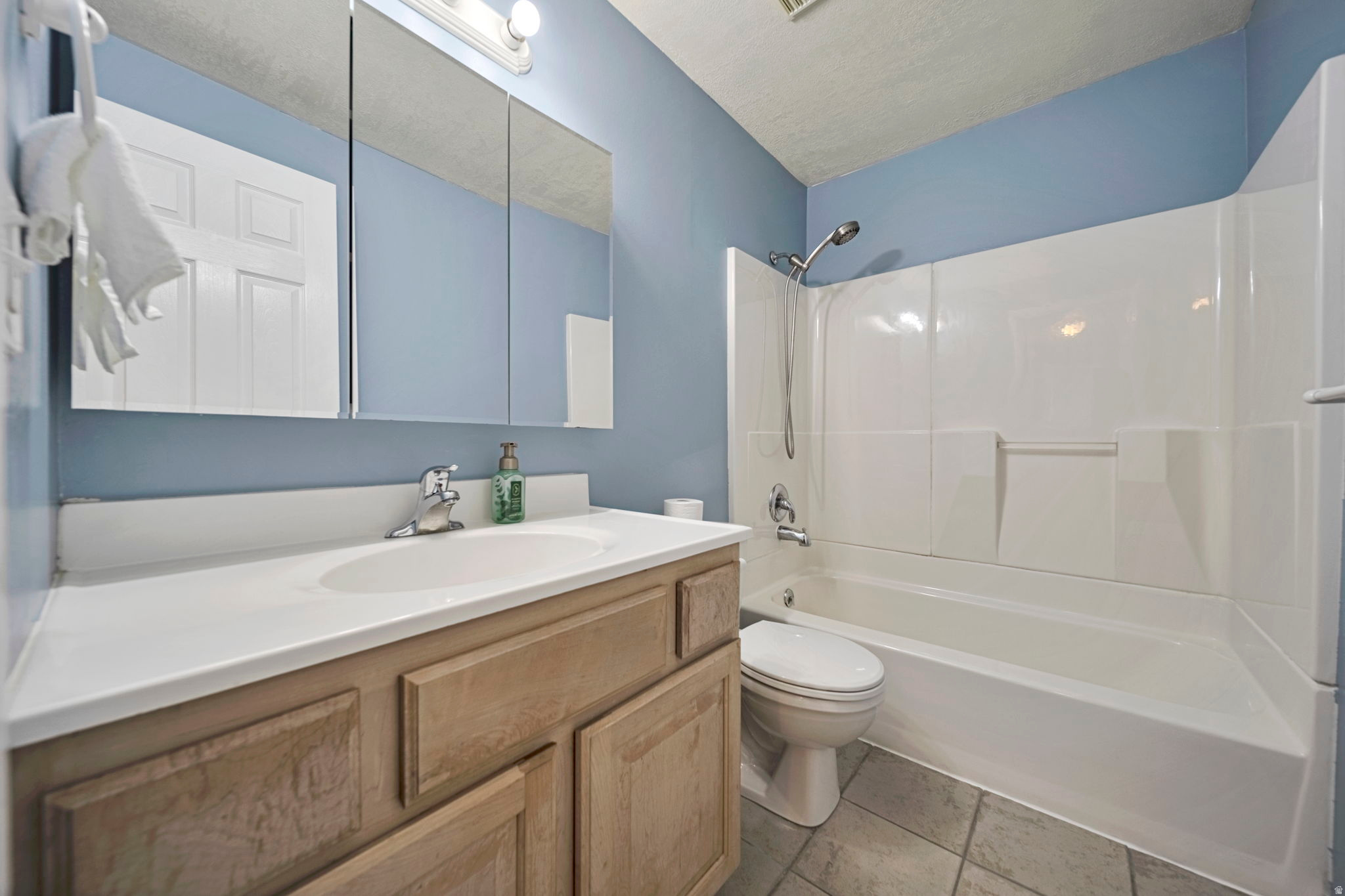 MOUNT VERNON ESTATES - Residential