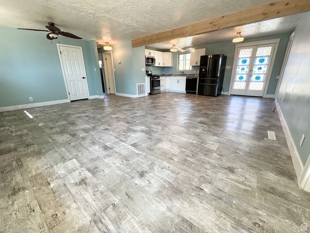Photo of 463 N 200 W, Clearfield, UT 84015 (MLS # 2104893)