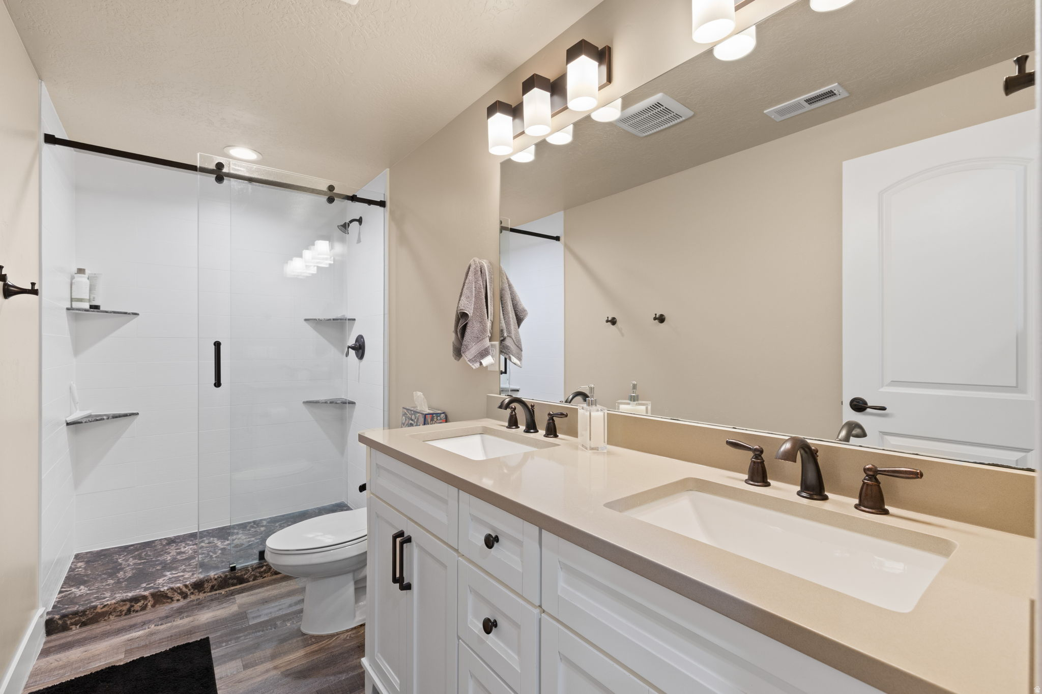 CANYON HILLS - Residential