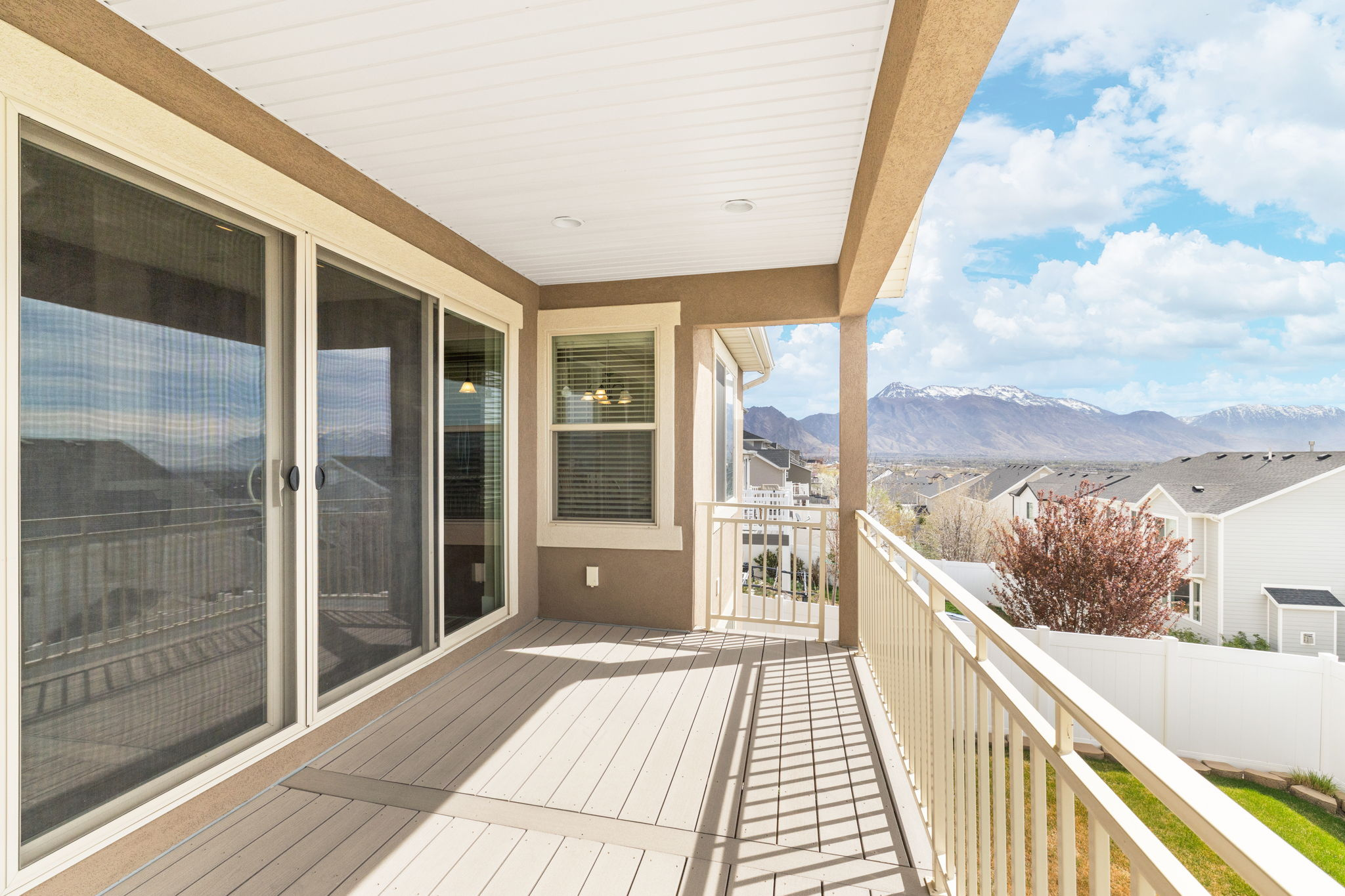 CANYON HILLS - Residential