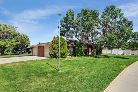 Homes For Sale - 1390 W Marinwood Ave<br/> Taylorsville, UT 84123