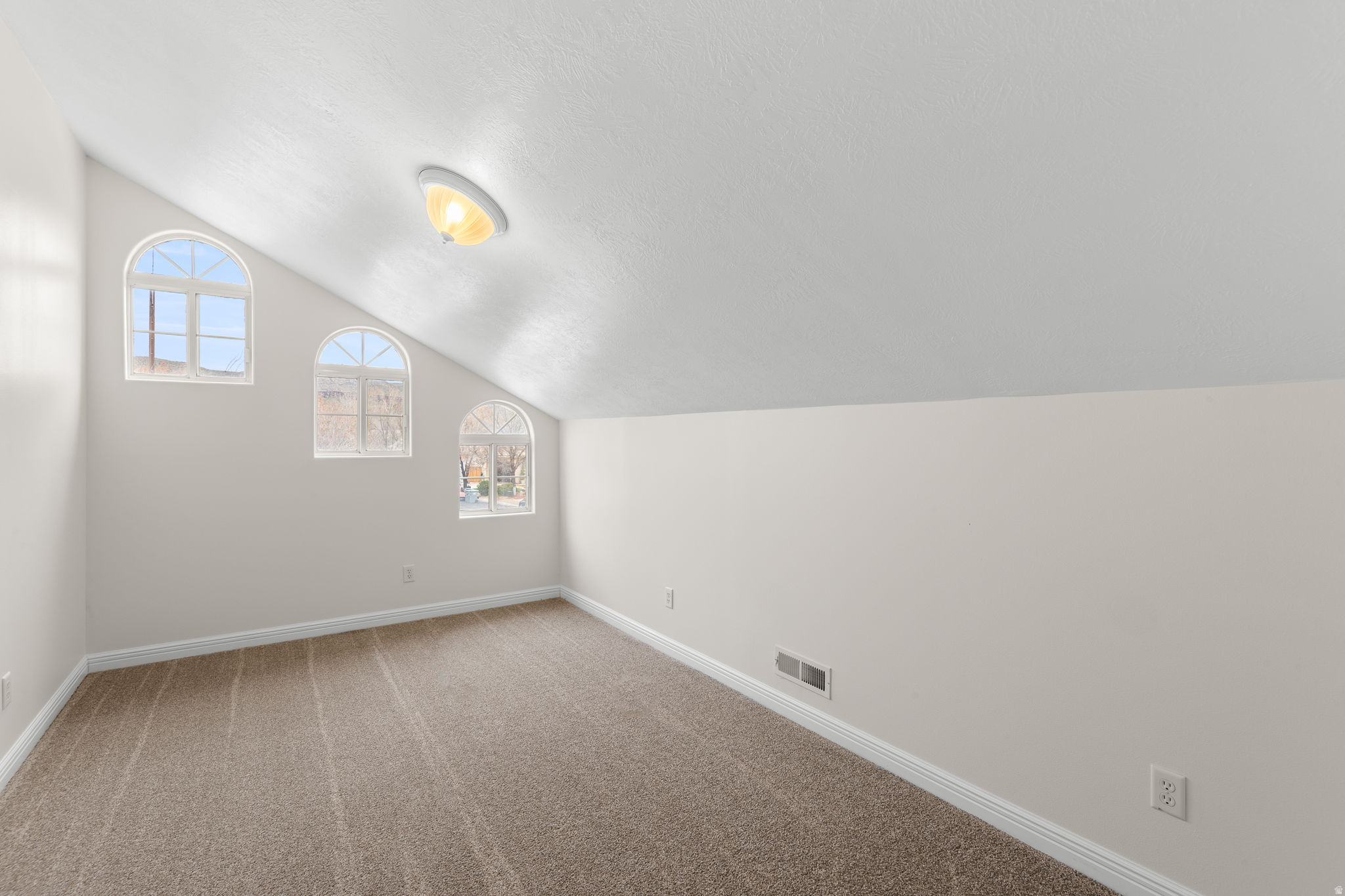 VINTAGE PARK MESA - Residential