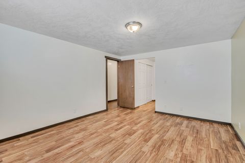 Tiny photo for 8136 S COTTONWOOD CIR, Sandy, UT 84094 (MLS # 2131890)