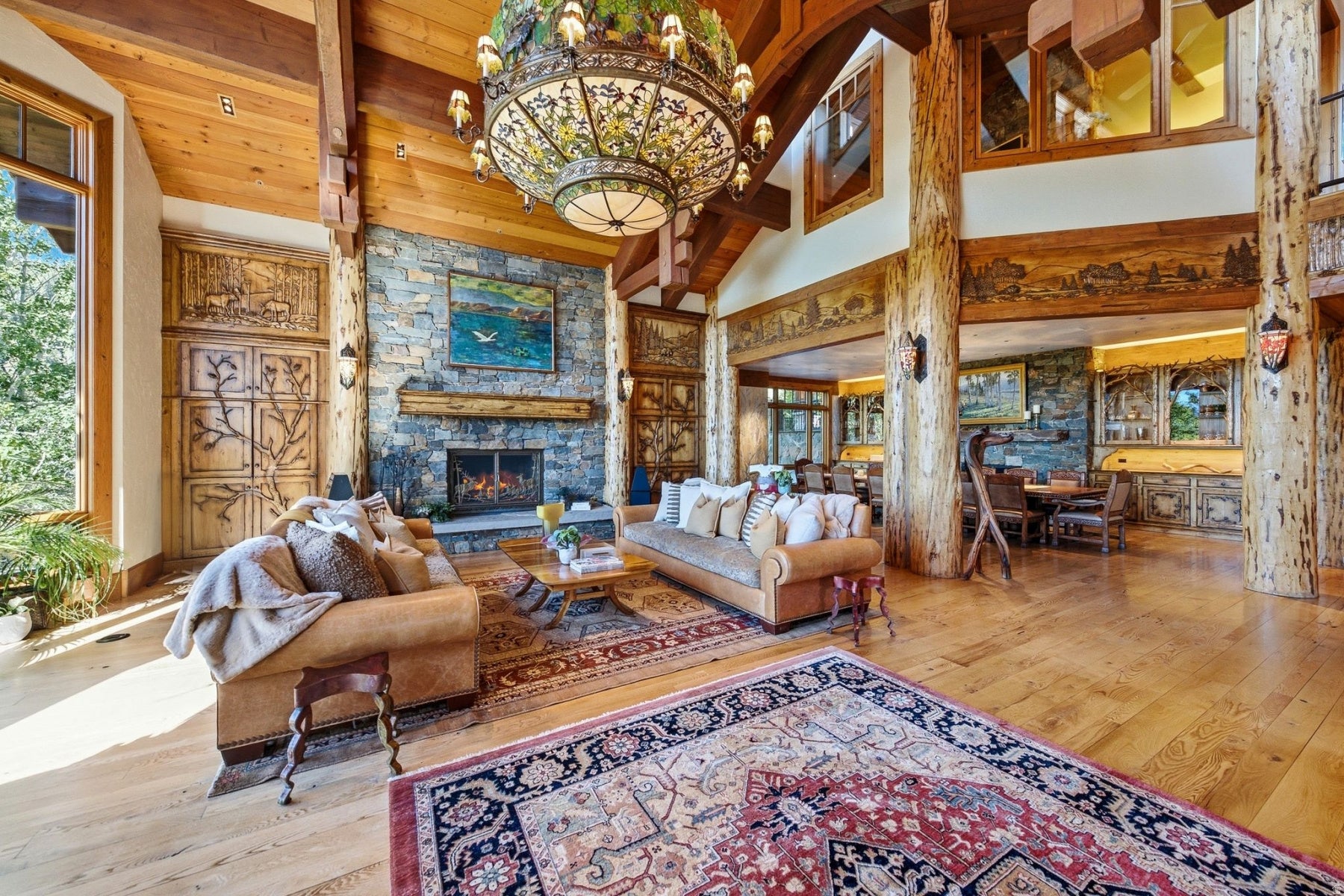 3611 CRESTWOOD CT
