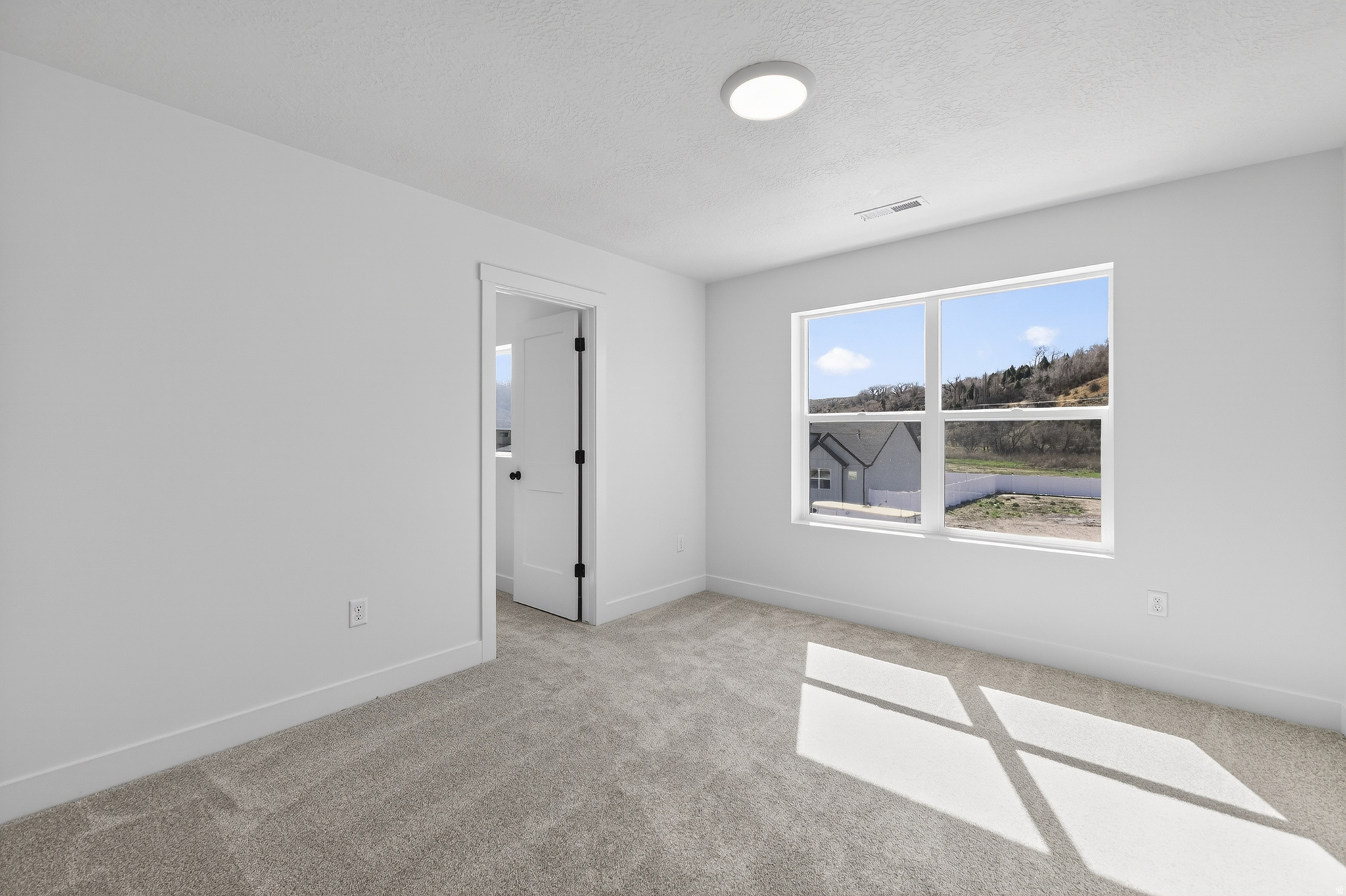 RIVERWOOD - Residential