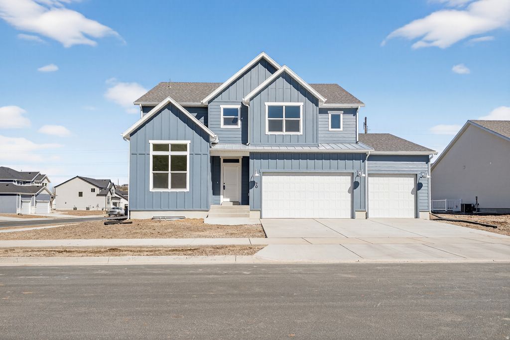 Photo of 70 W GLEN WAY #112, South Weber, UT 84405 (MLS # 2145863)