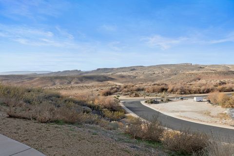 Tiny photo for 1845 W CANYON VIEW DR S #2005, Saint George, UT 84770 (MLS # 2135546)