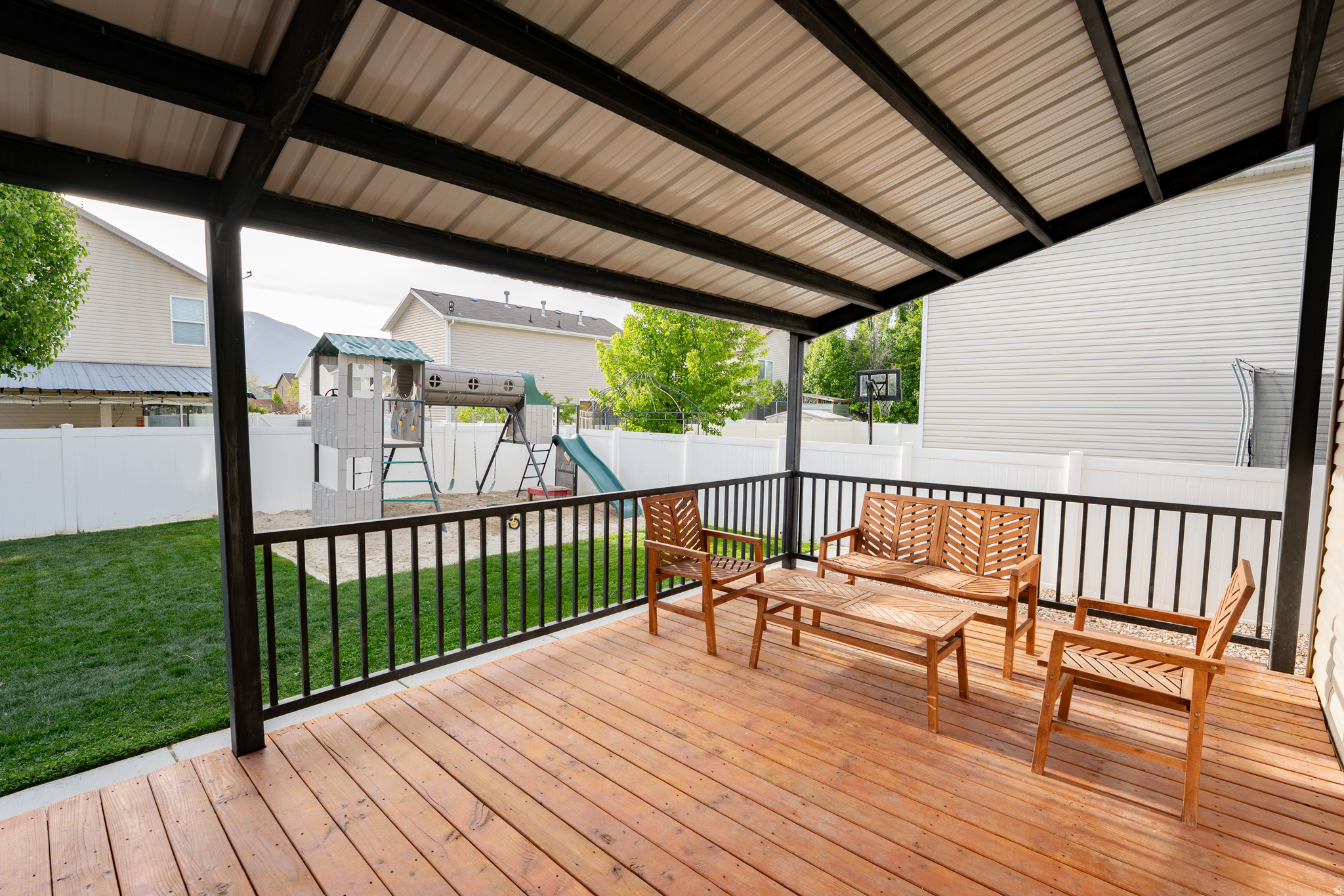 SPANISH FIELDS - Residential