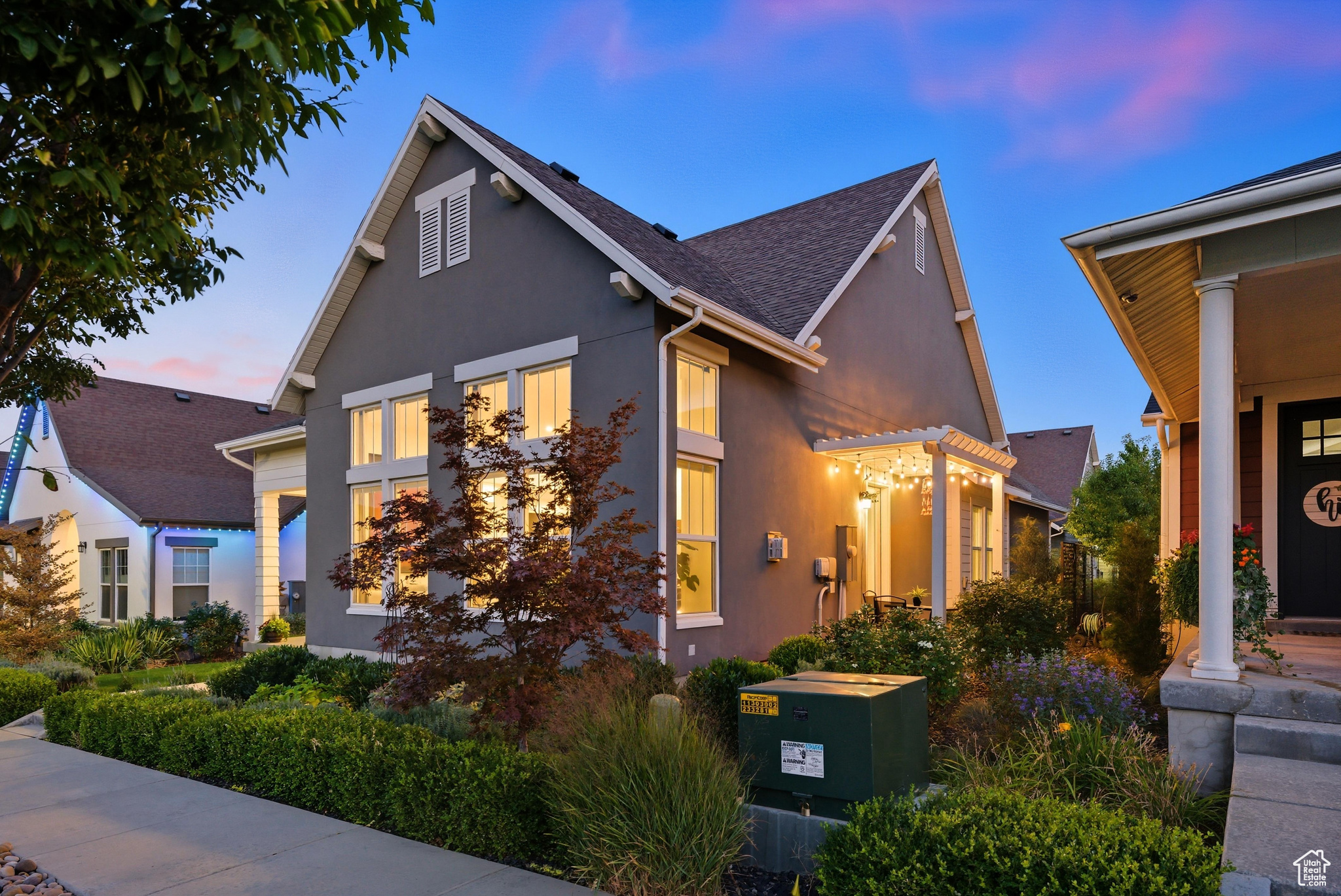 DAYBREAK - Residential