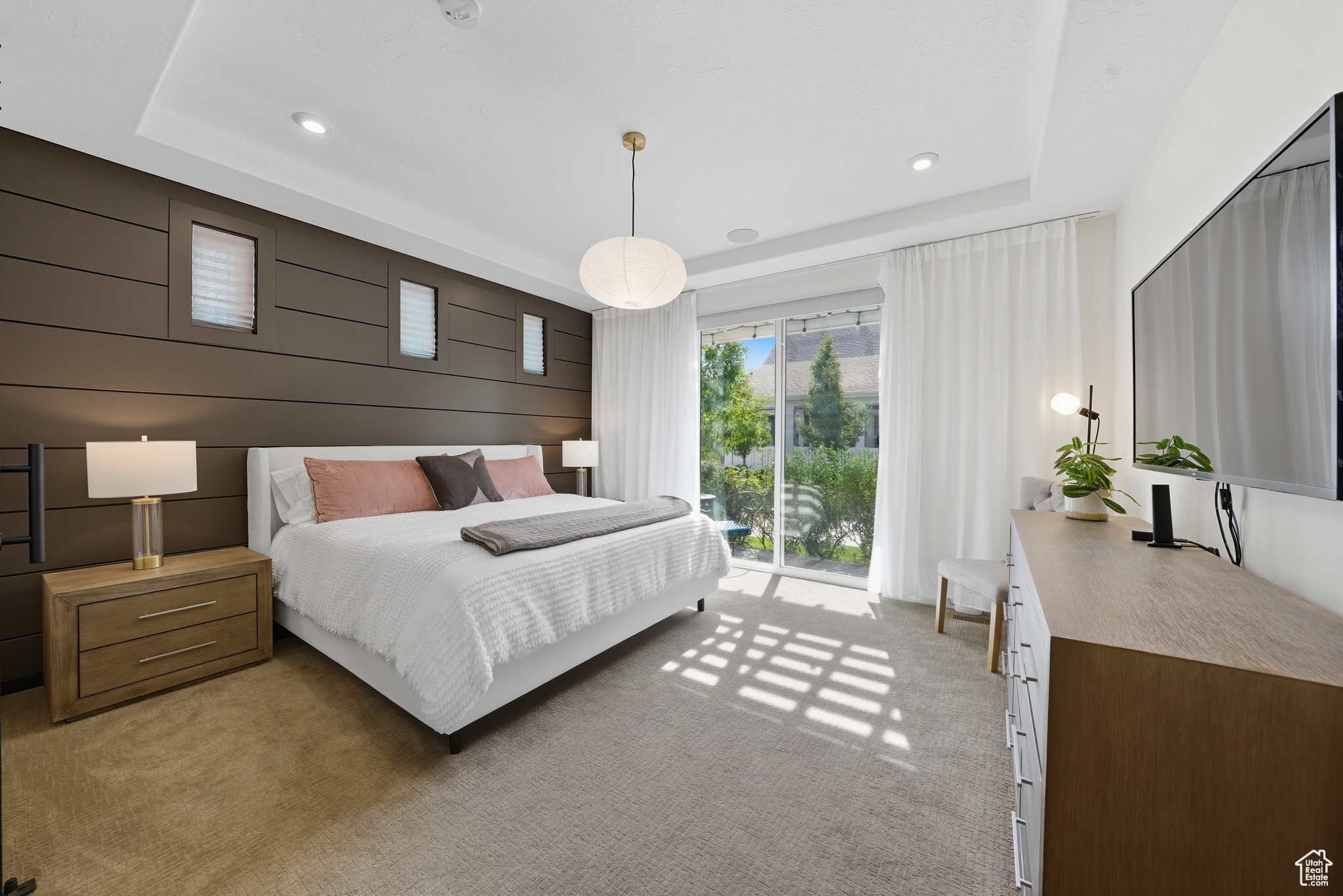 DAYBREAK - Residential