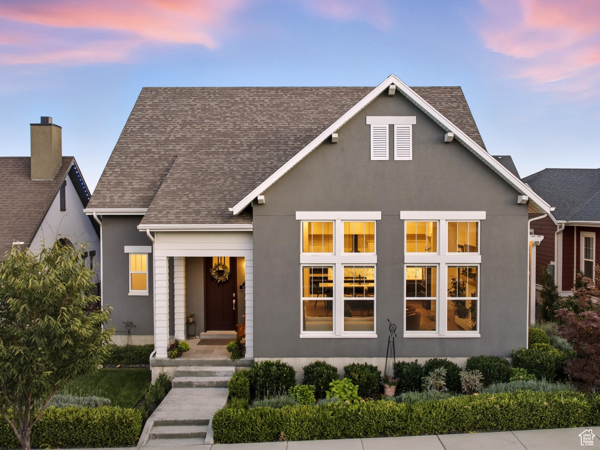 DAYBREAK - Residential