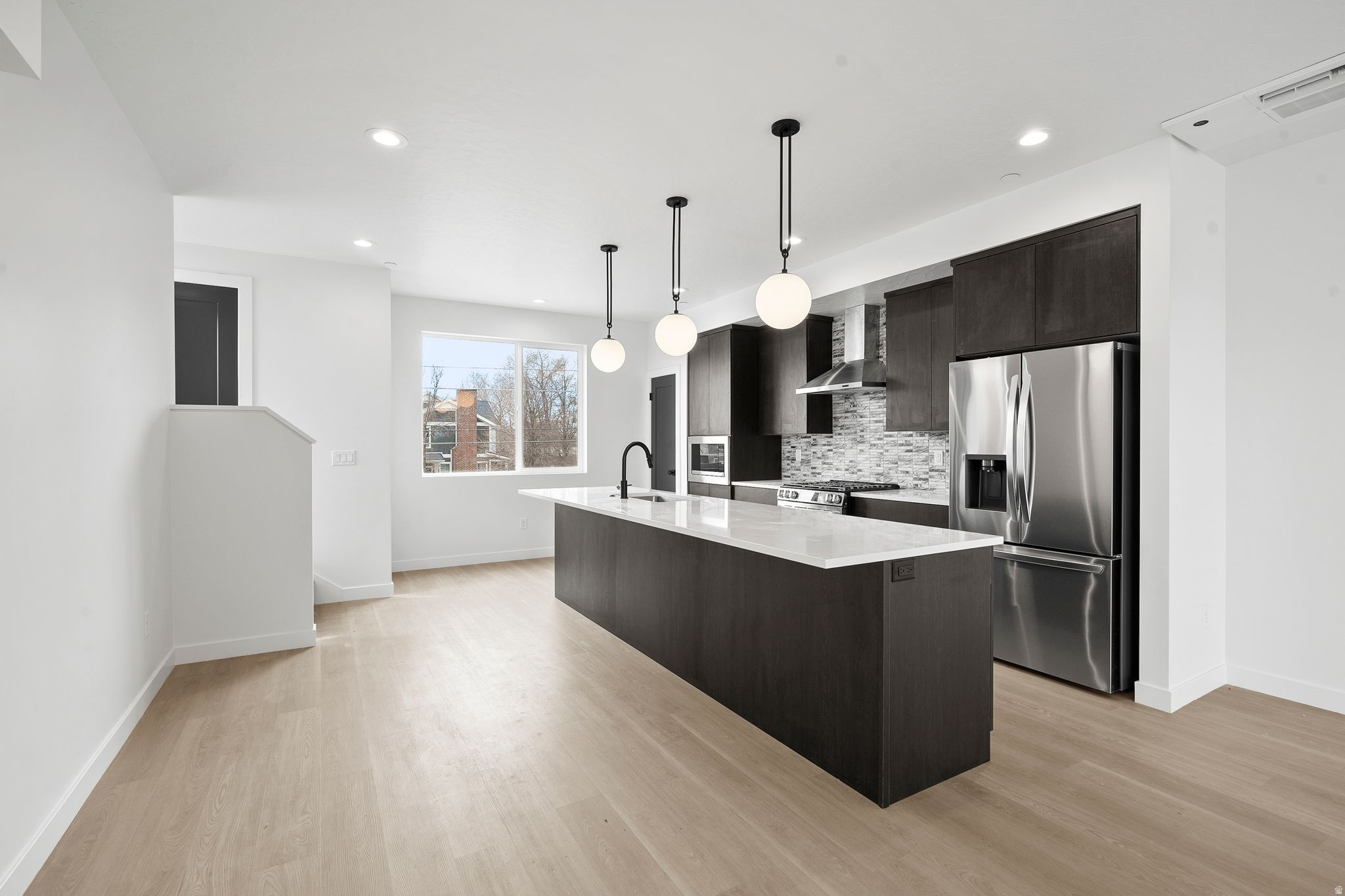 THE MONROE - Residential