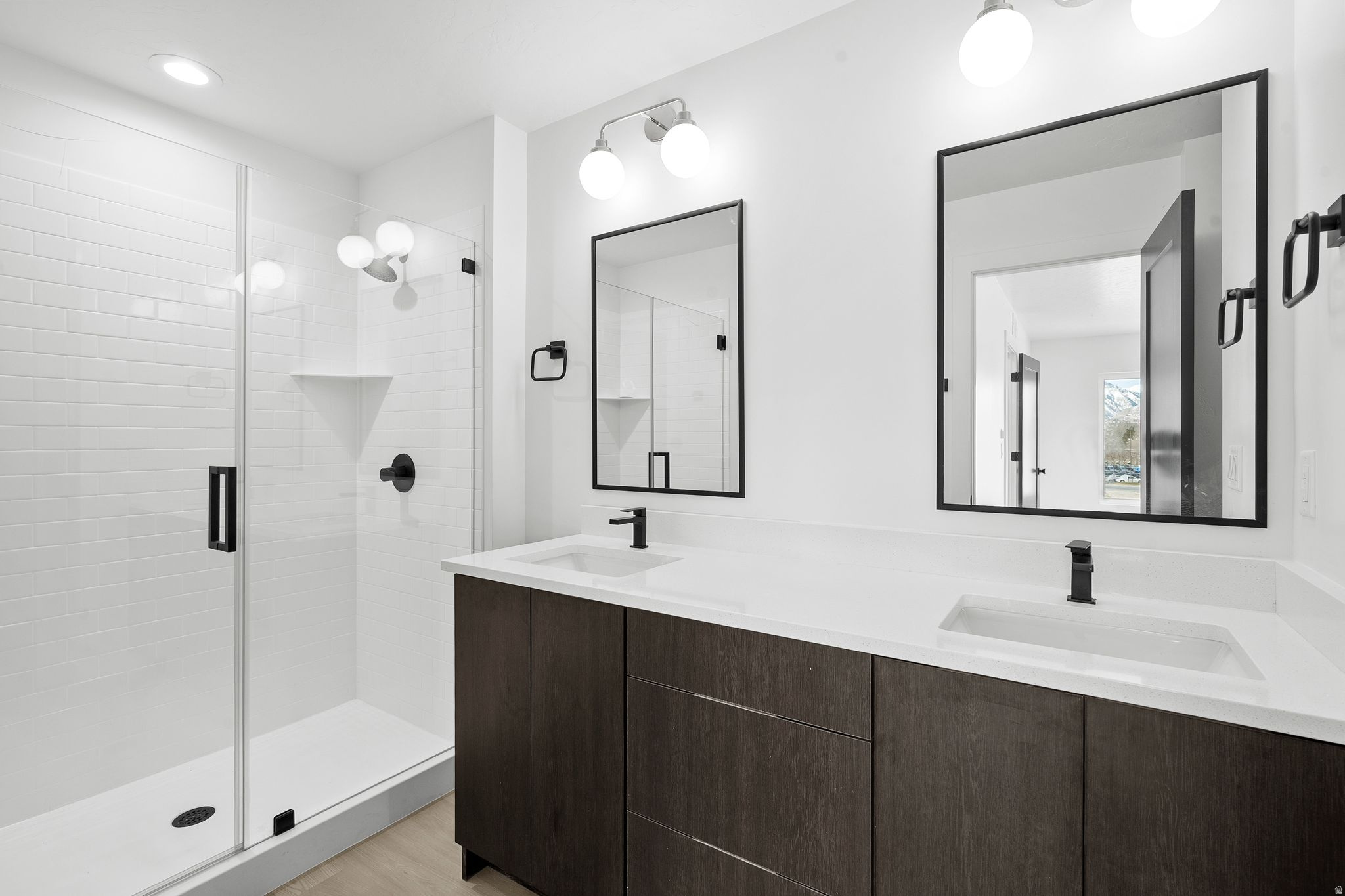 THE MONROE - Residential