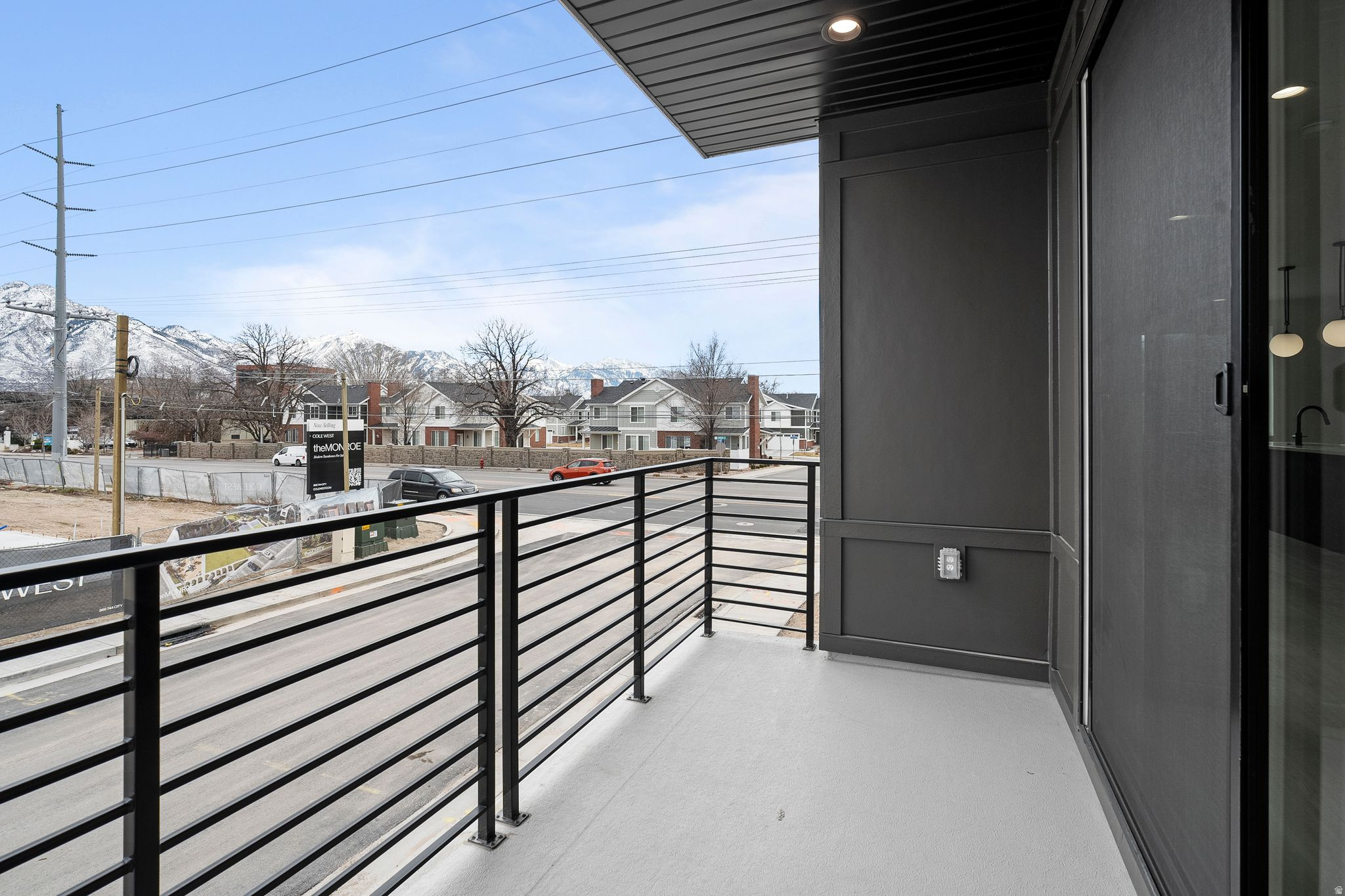 THE MONROE - Residential