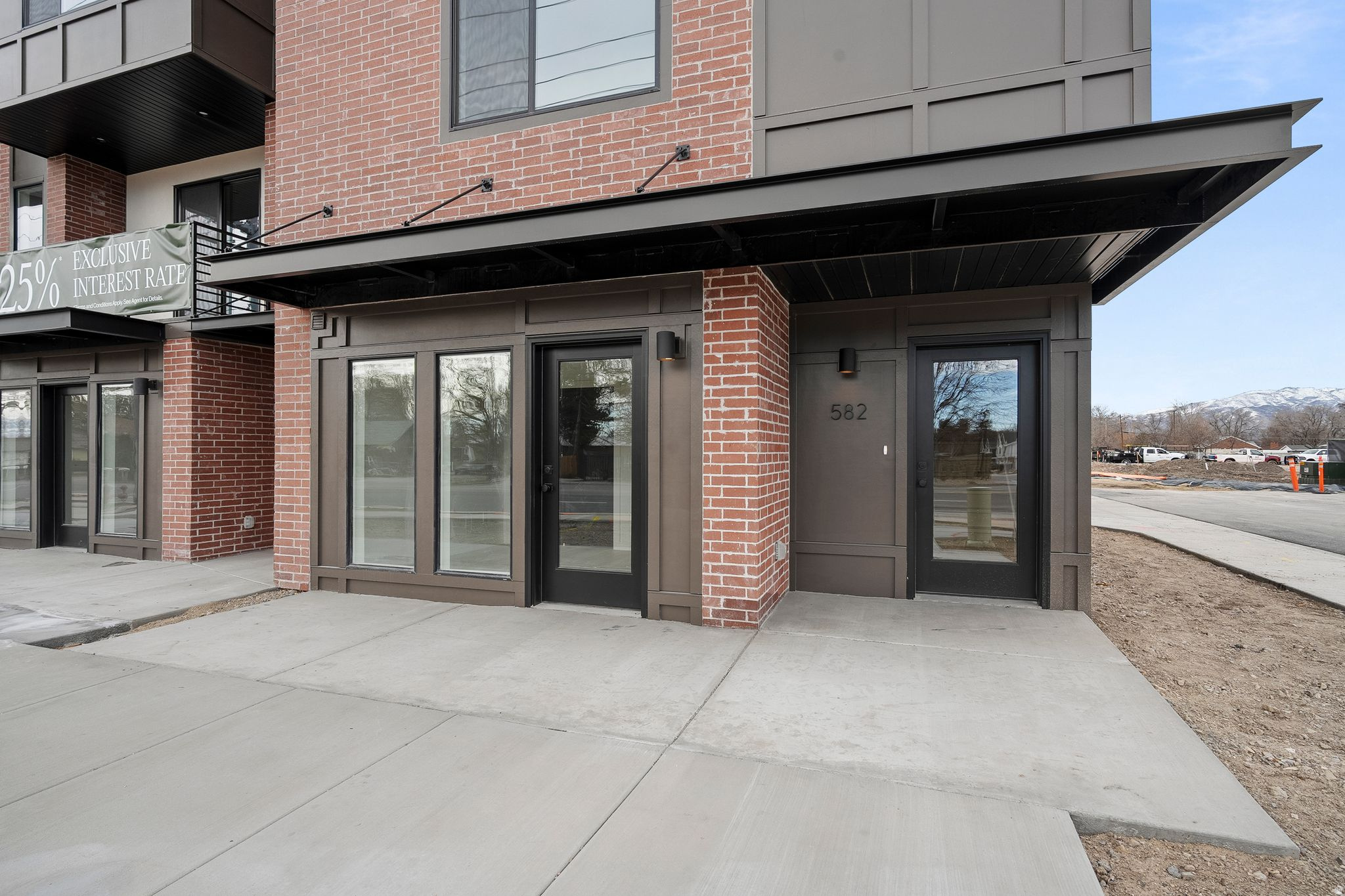 THE MONROE - Residential