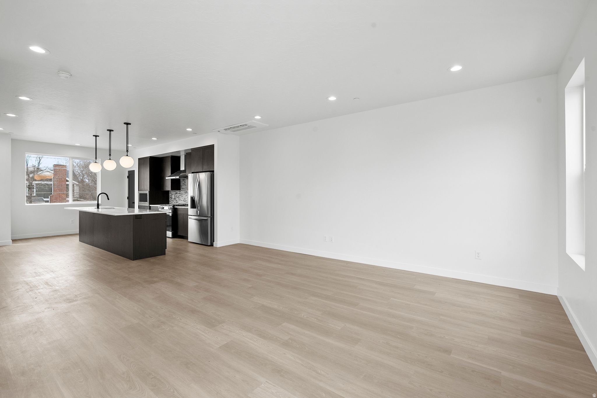 THE MONROE - Residential