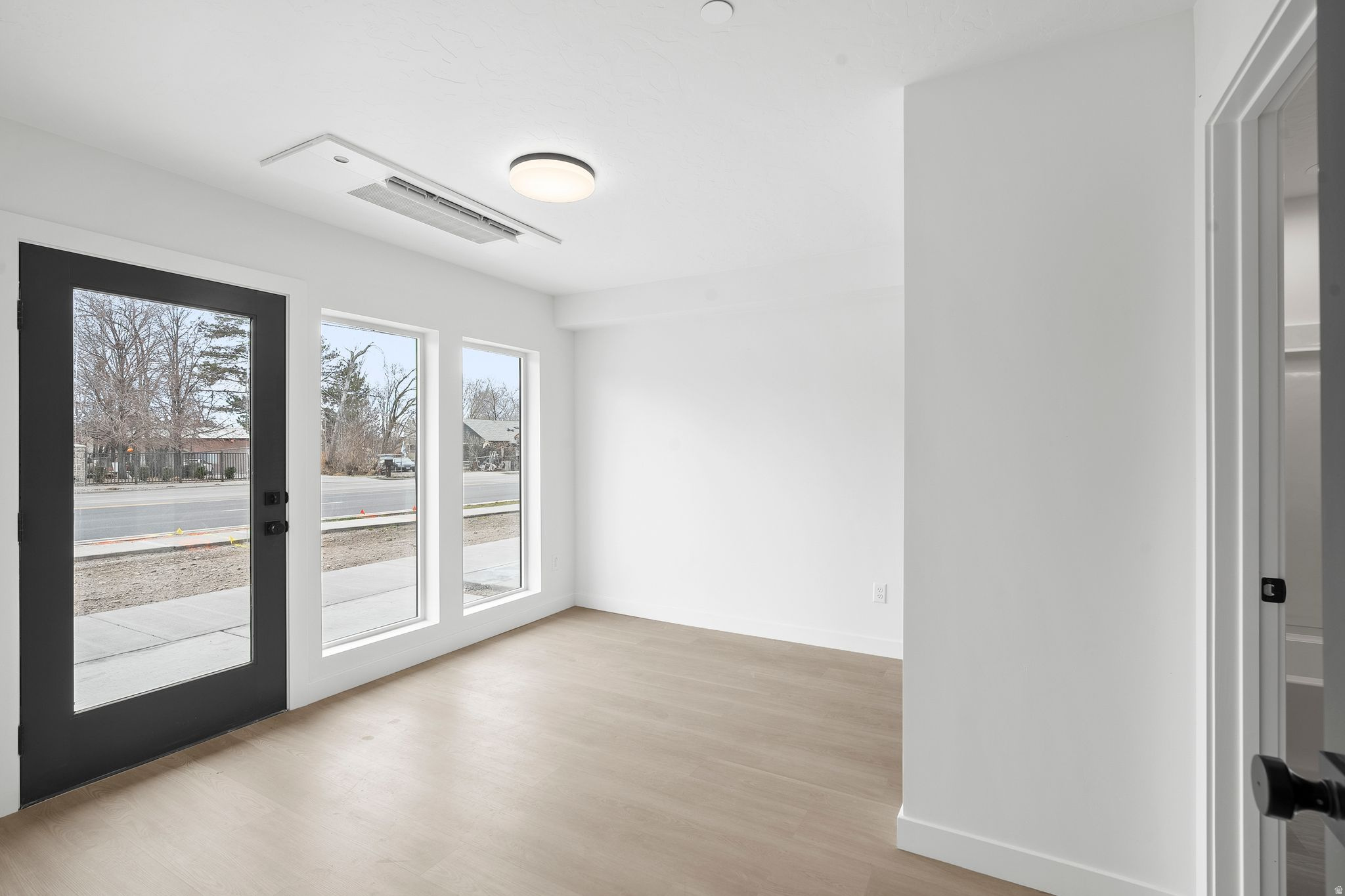 THE MONROE - Residential