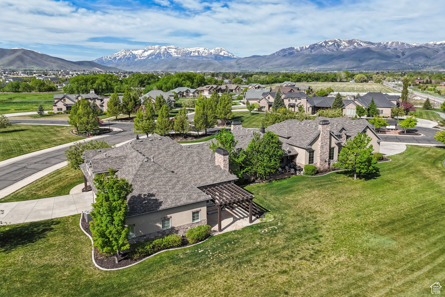 BEAUFONTAINE AT SPRING LAKE - Residential