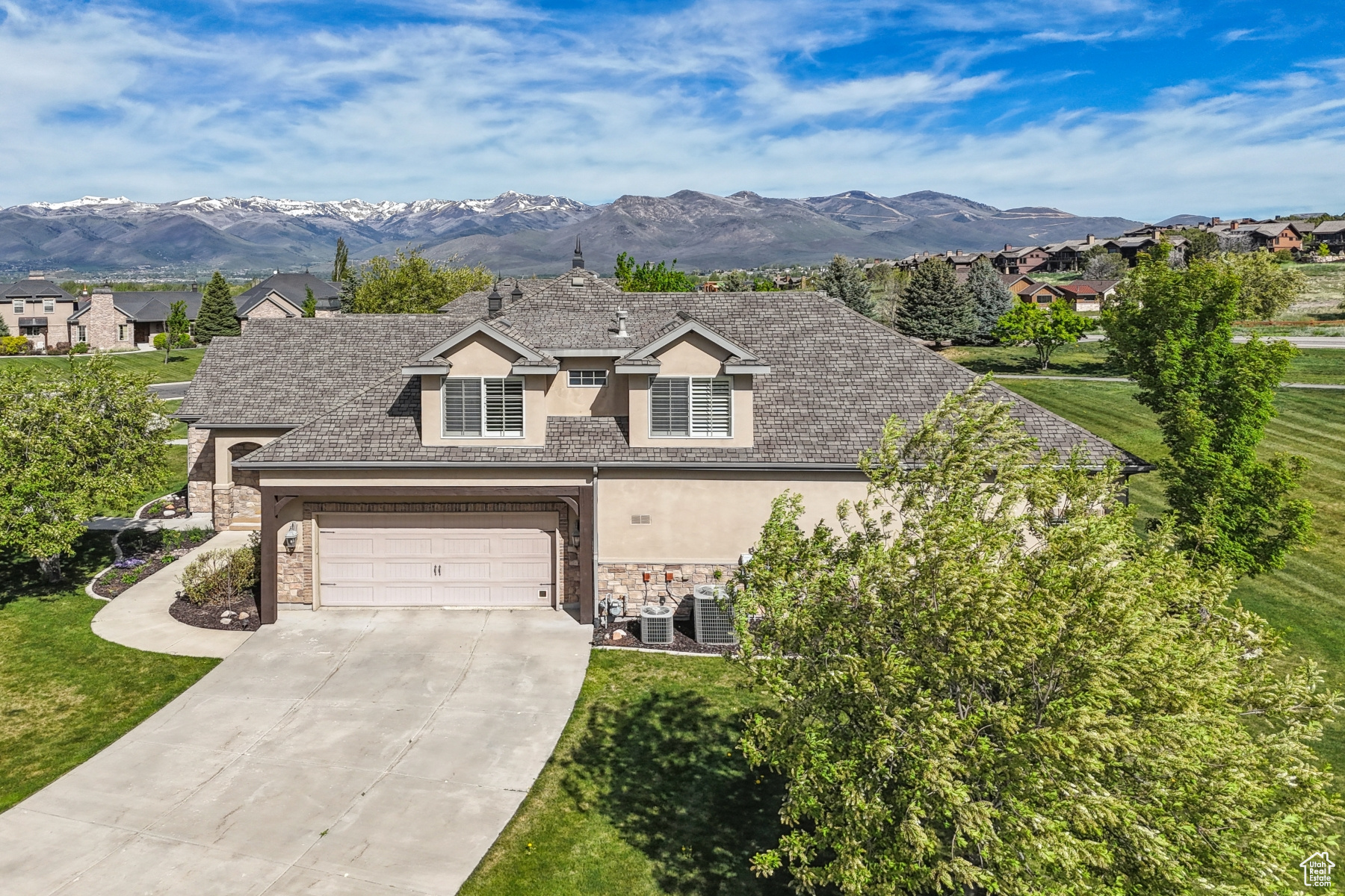 BEAUFONTAINE AT SPRING LAKE - Residential