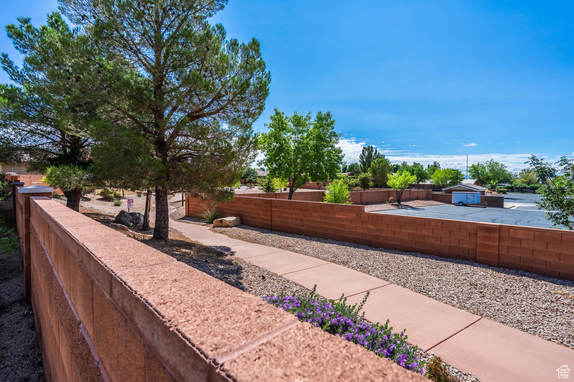 EMERALD RIDGE - Residential