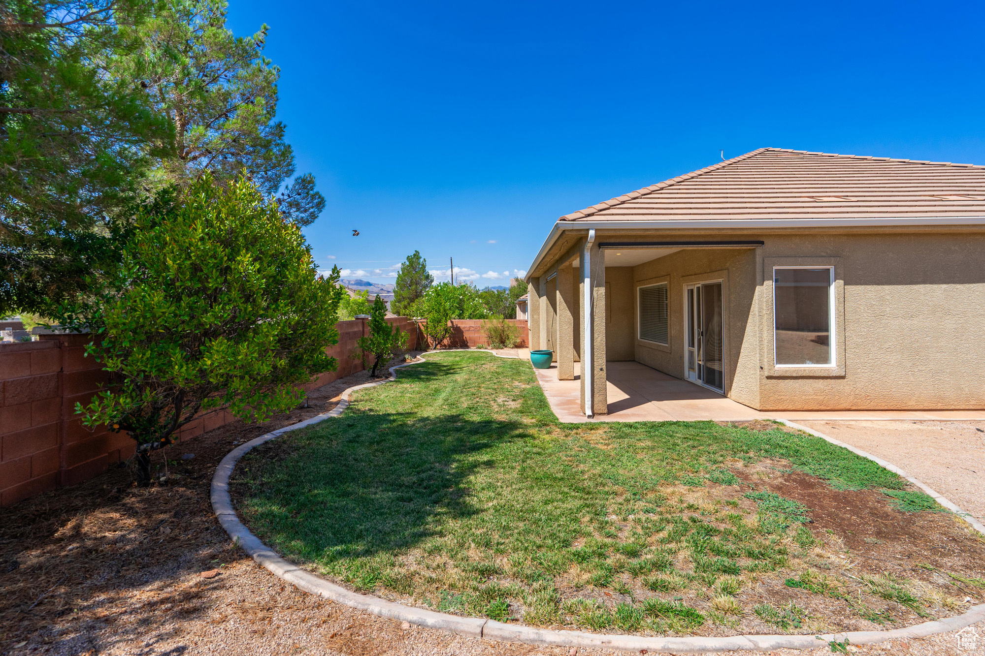 EMERALD RIDGE - Residential
