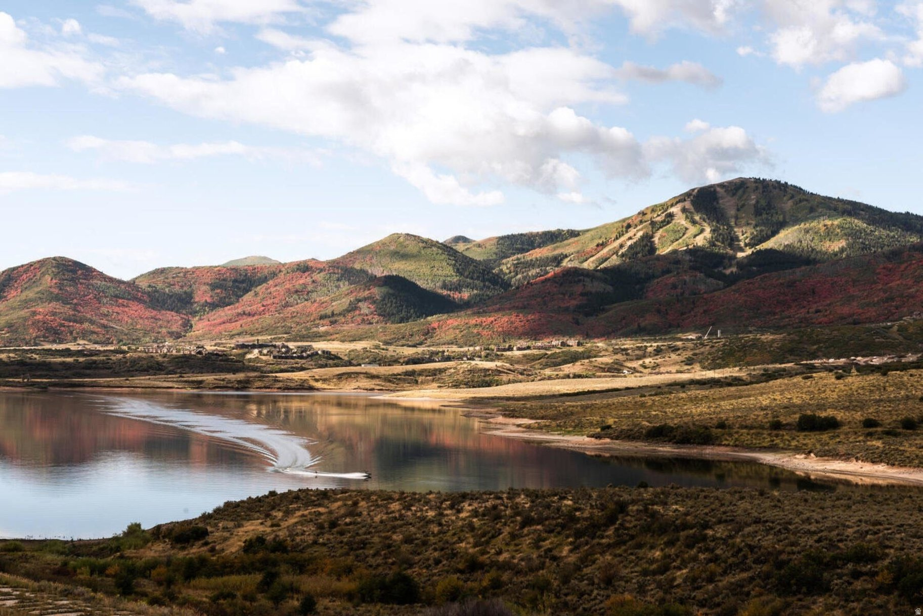 LAKEVIEW ESTATES - Residential