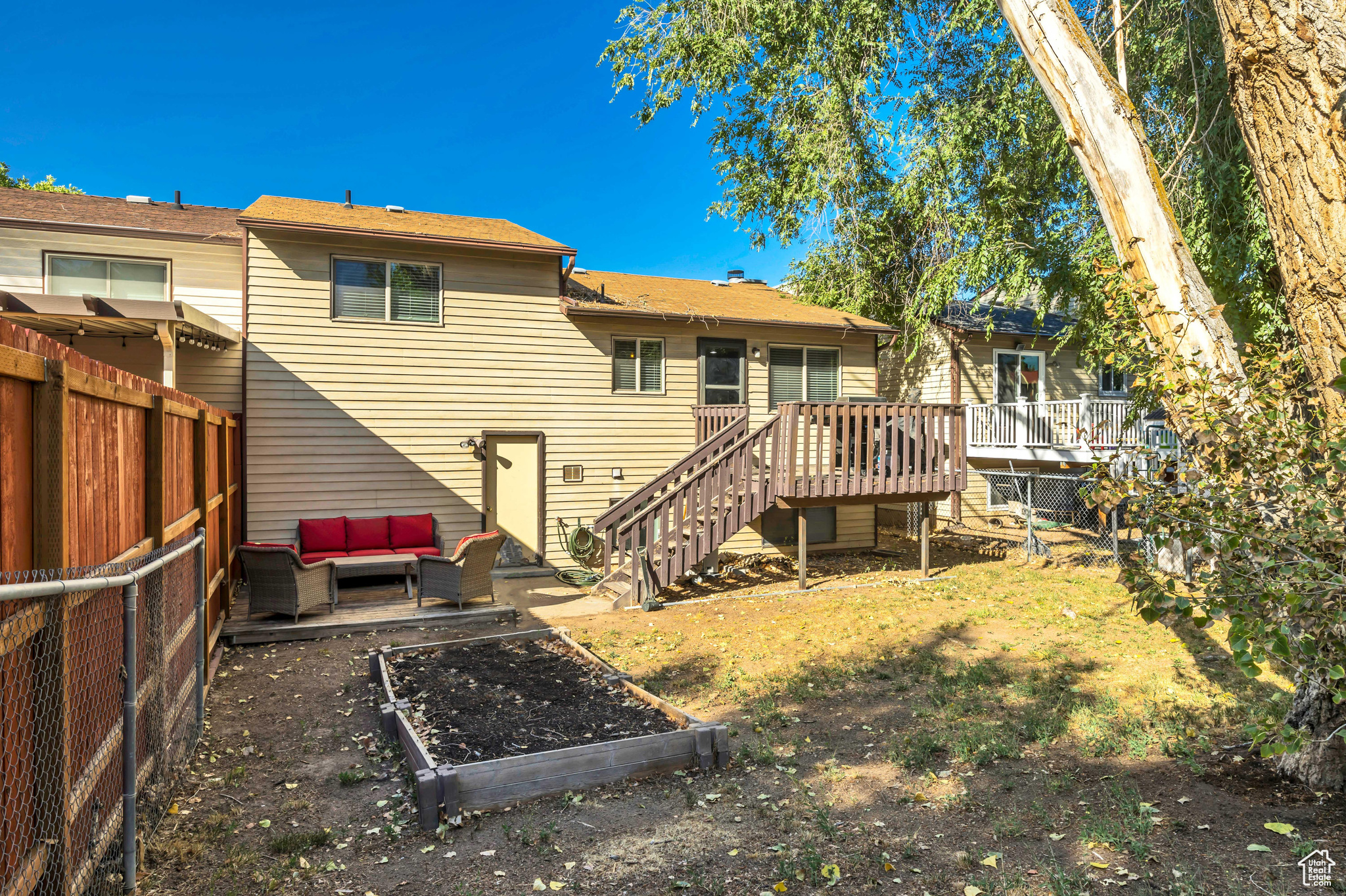 YORKSHIRE PLACE - Residential Income