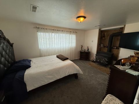 Tiny photo for 4717 S SPICEWOOD CIR W, Taylorsville, UT 84129 (MLS # 2116265)