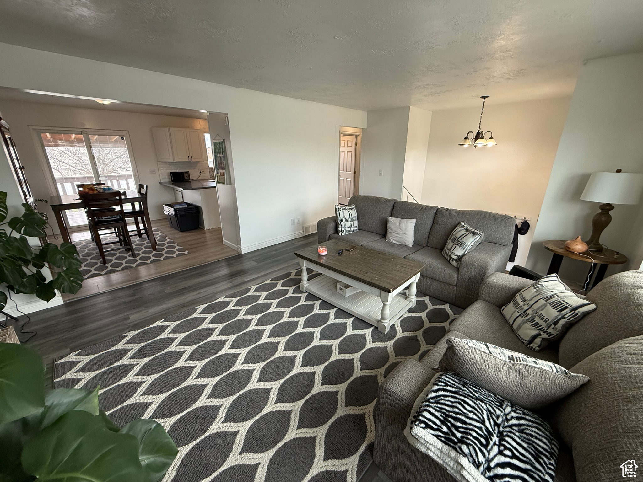 COATS ESTATES #5 - Residential