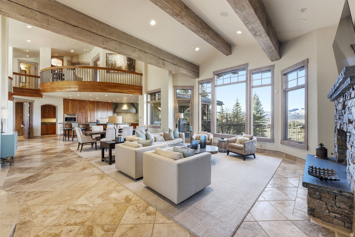 SIGNAL HILL - Residential