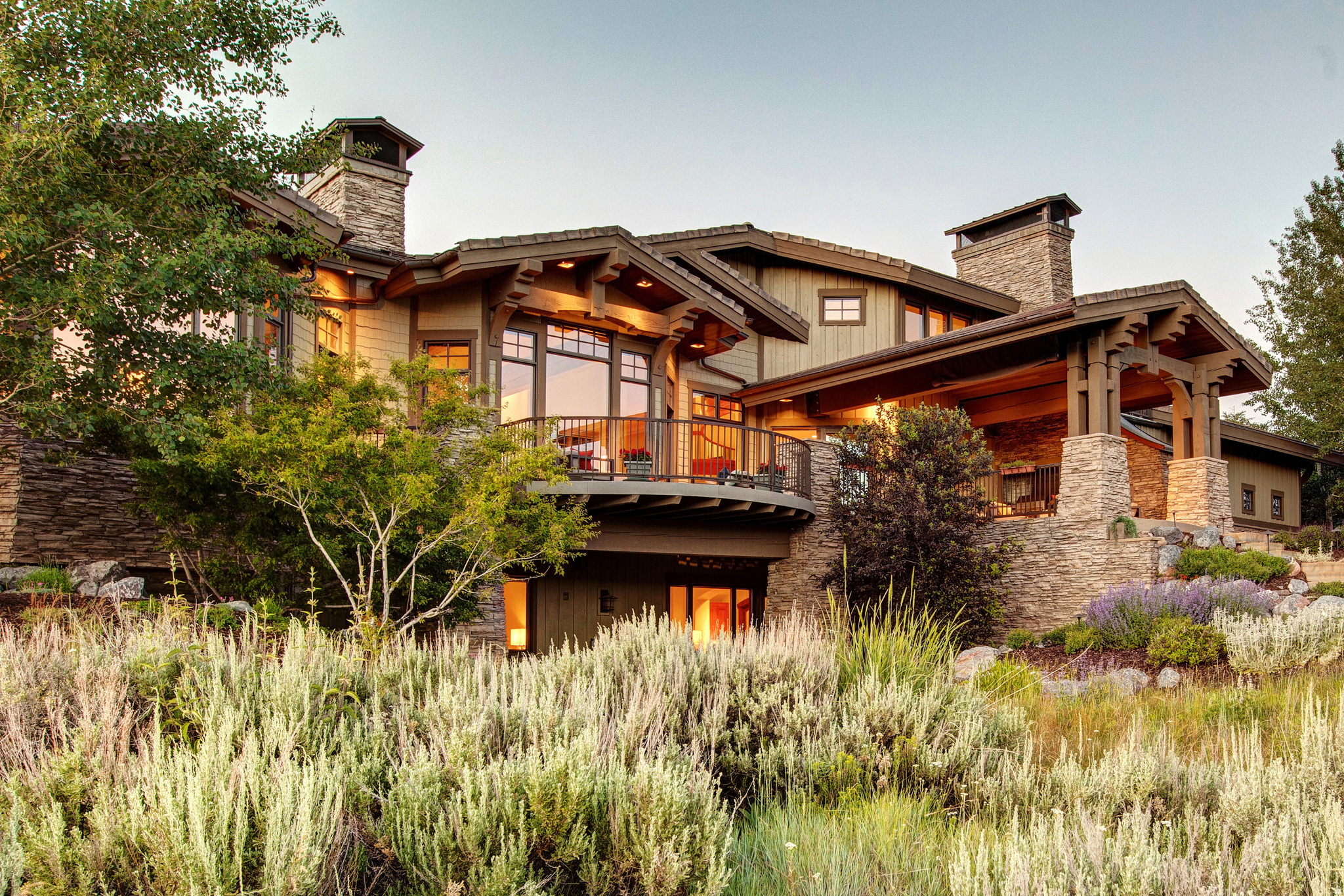 SIGNAL HILL - Residential