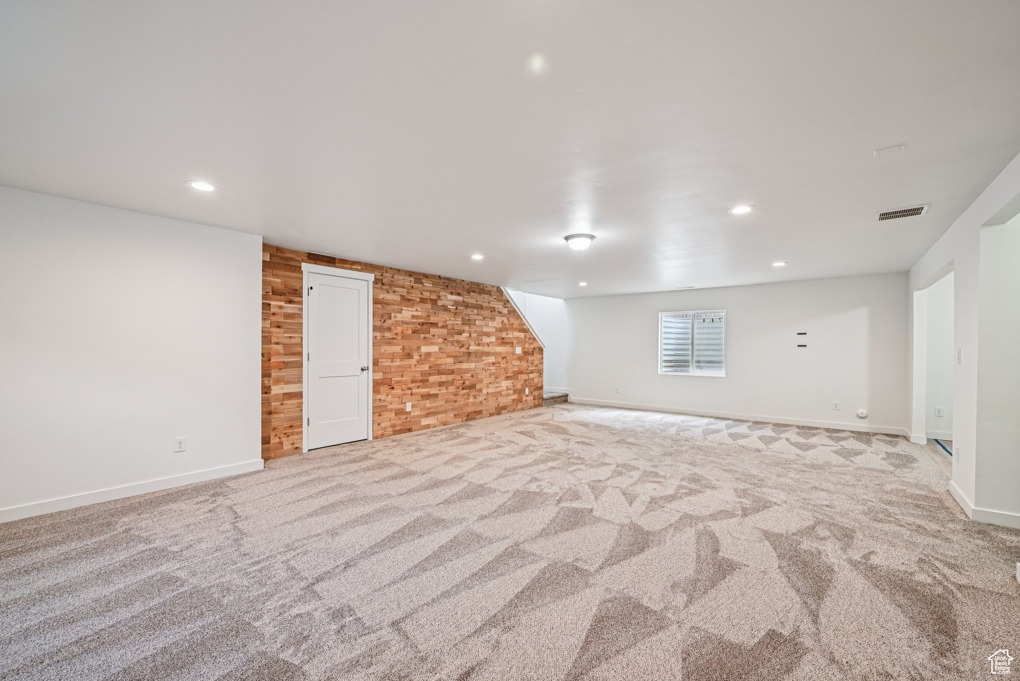 DAYBREAK VILLAGE - Residential