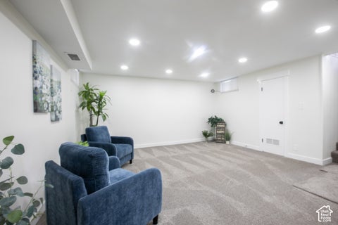 Tiny photo for 644 E CRESTWOOD CIR N, Bountiful, UT 84010 (MLS # 2190255)