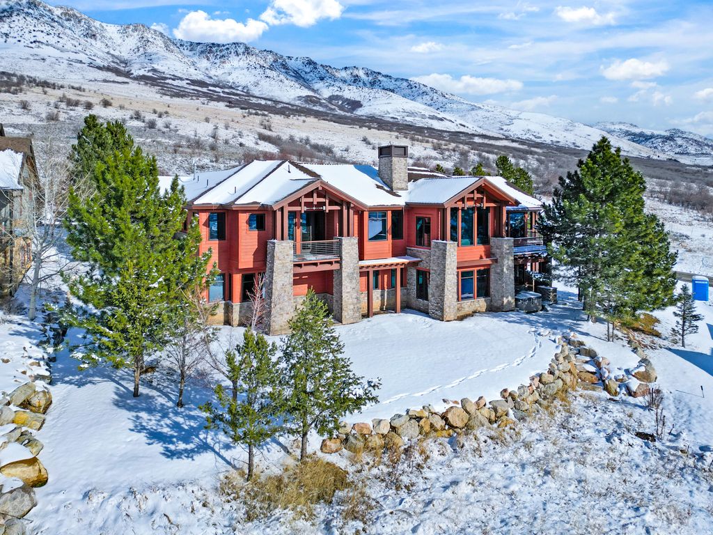 Photo of 4012 N ELKRIDGE TRL #101, Eden, UT 84310 (MLS # 2130365)