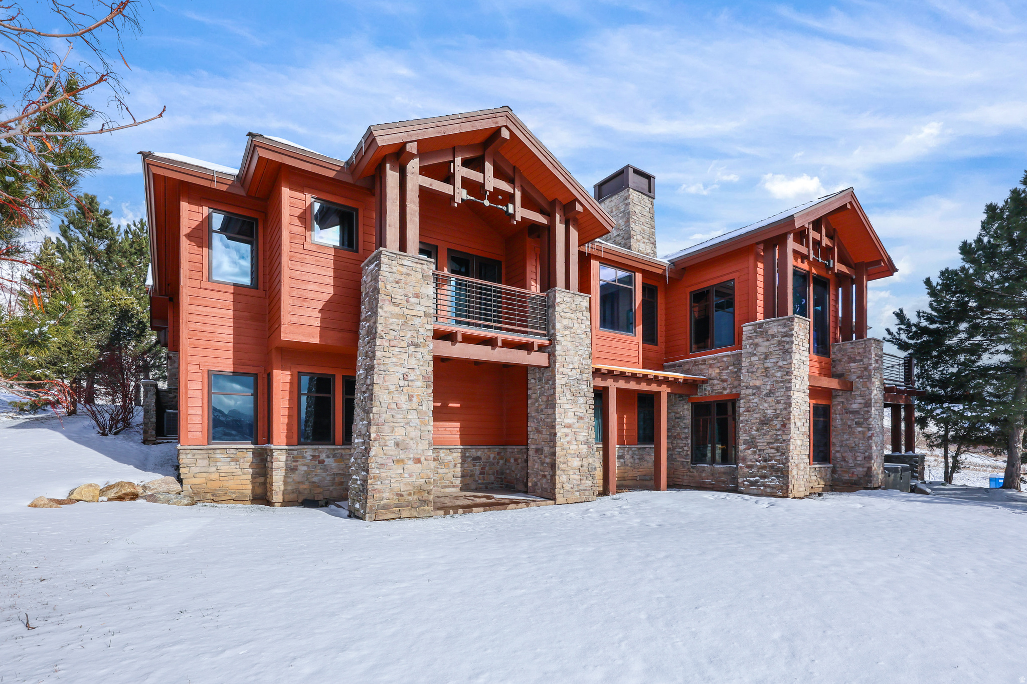 THE HIGHLANDS - Residential