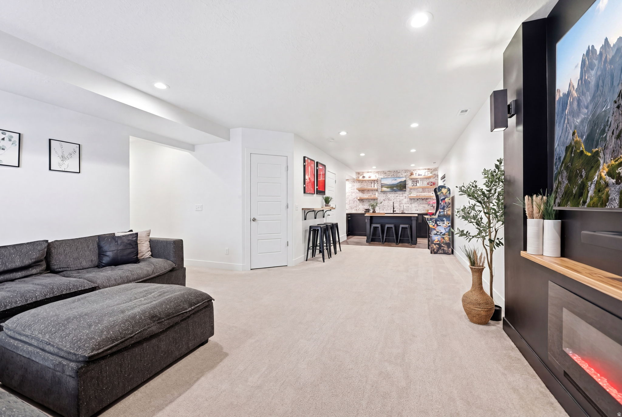 VISTAS AT EASTGATE - Residential