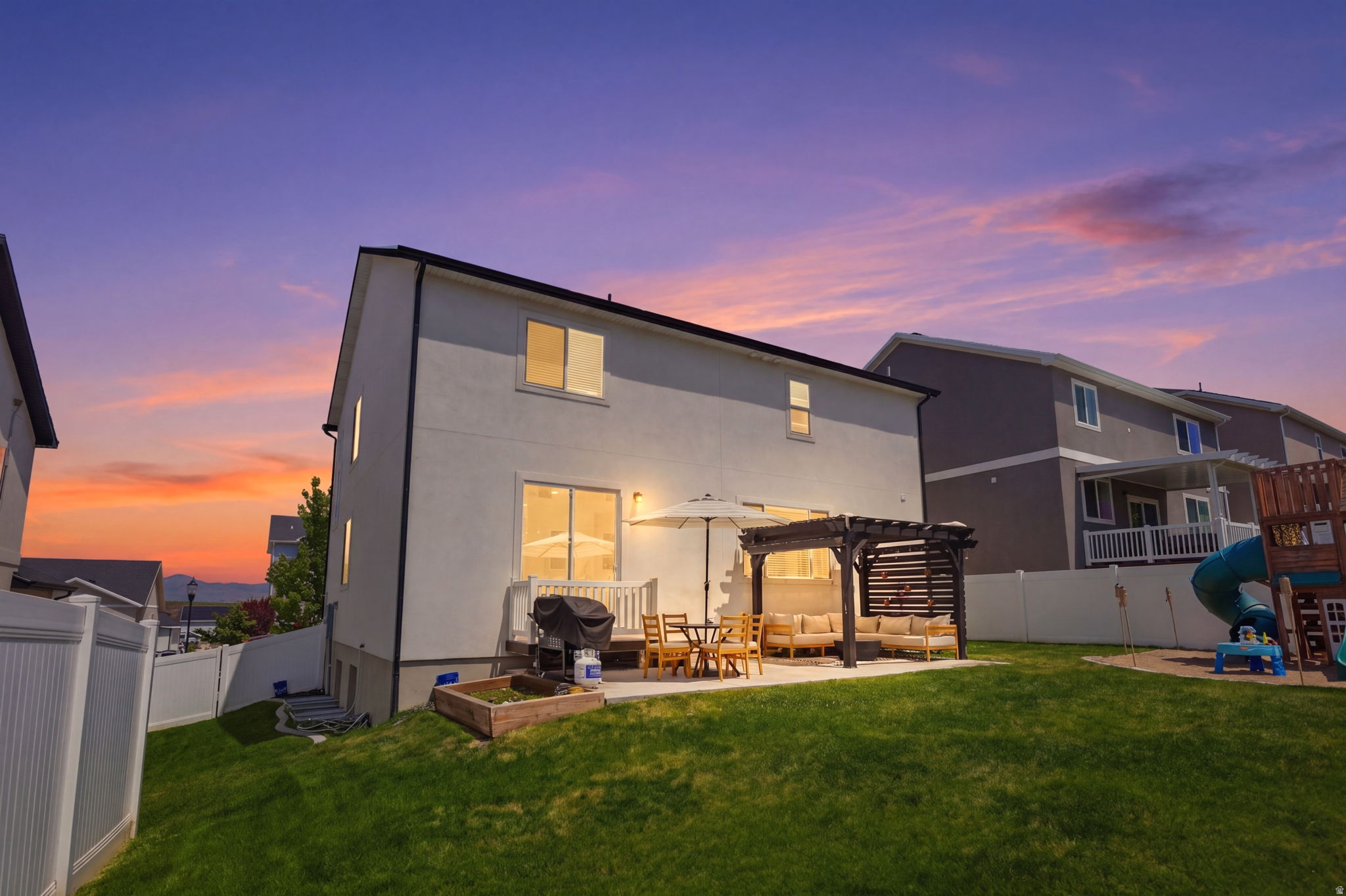 VISTAS AT EASTGATE - Residential
