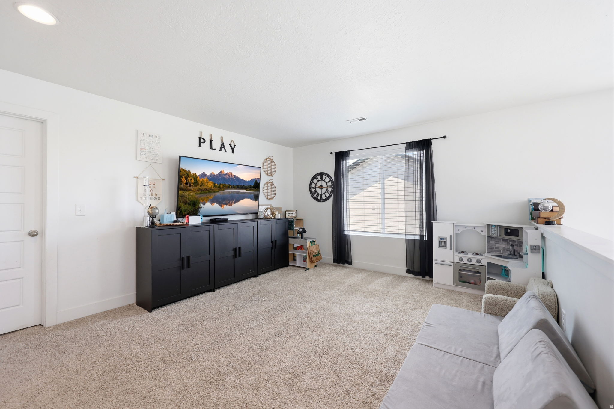 VISTAS AT EASTGATE - Residential