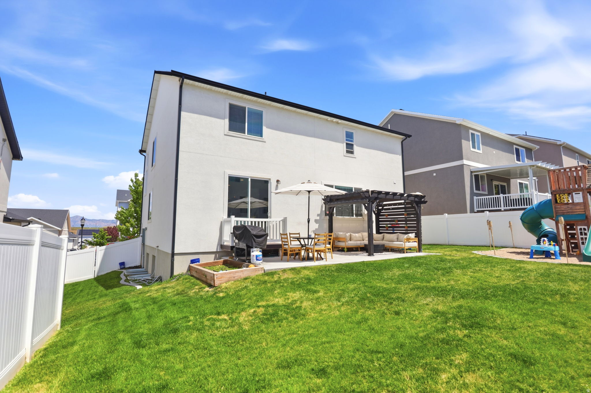 VISTAS AT EASTGATE - Residential
