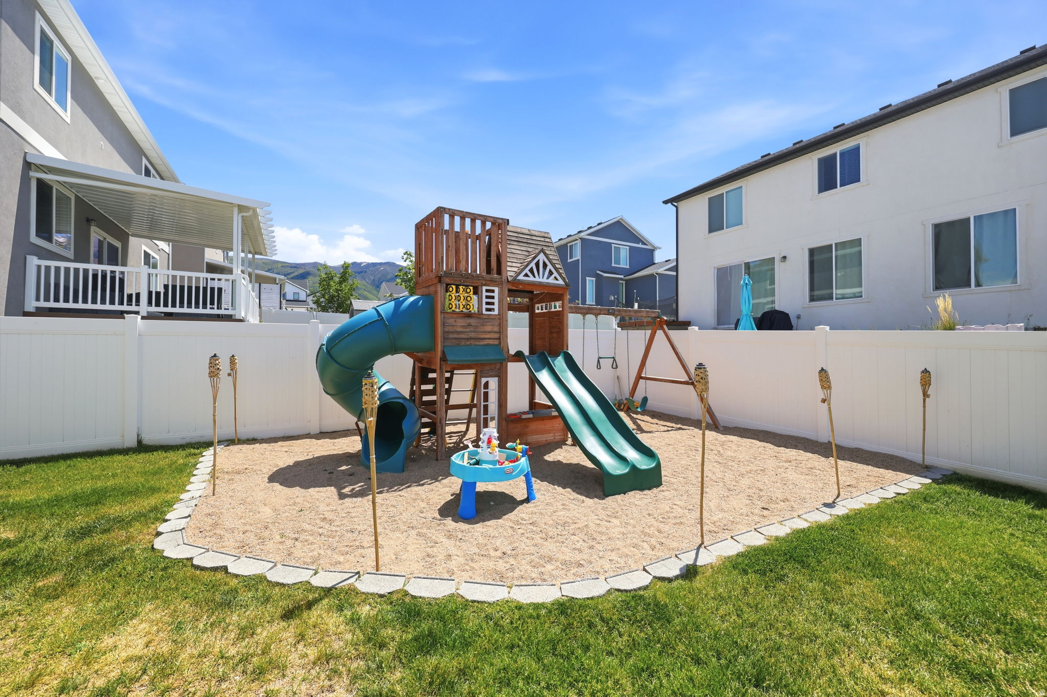 VISTAS AT EASTGATE - Residential
