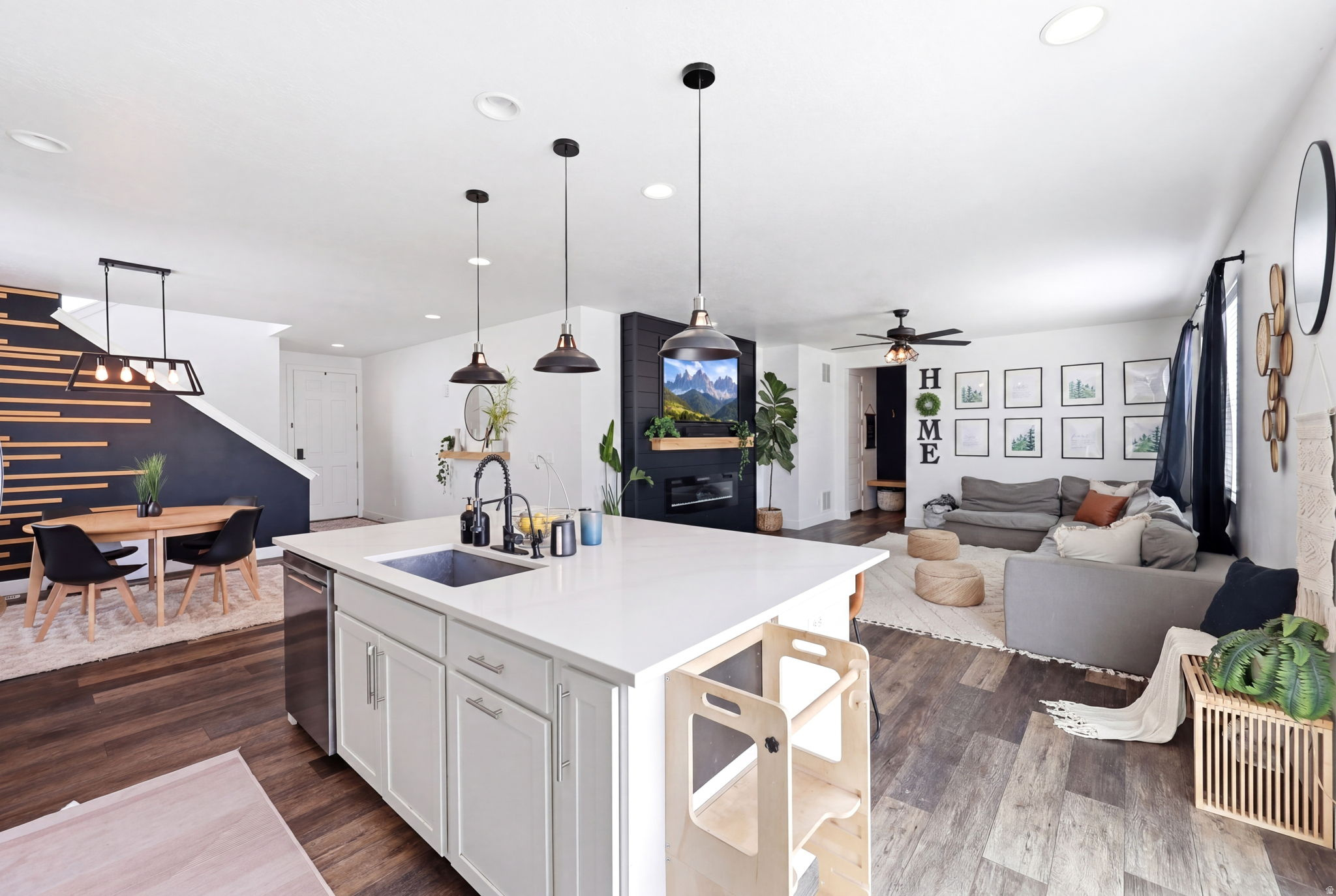 VISTAS AT EASTGATE - Residential