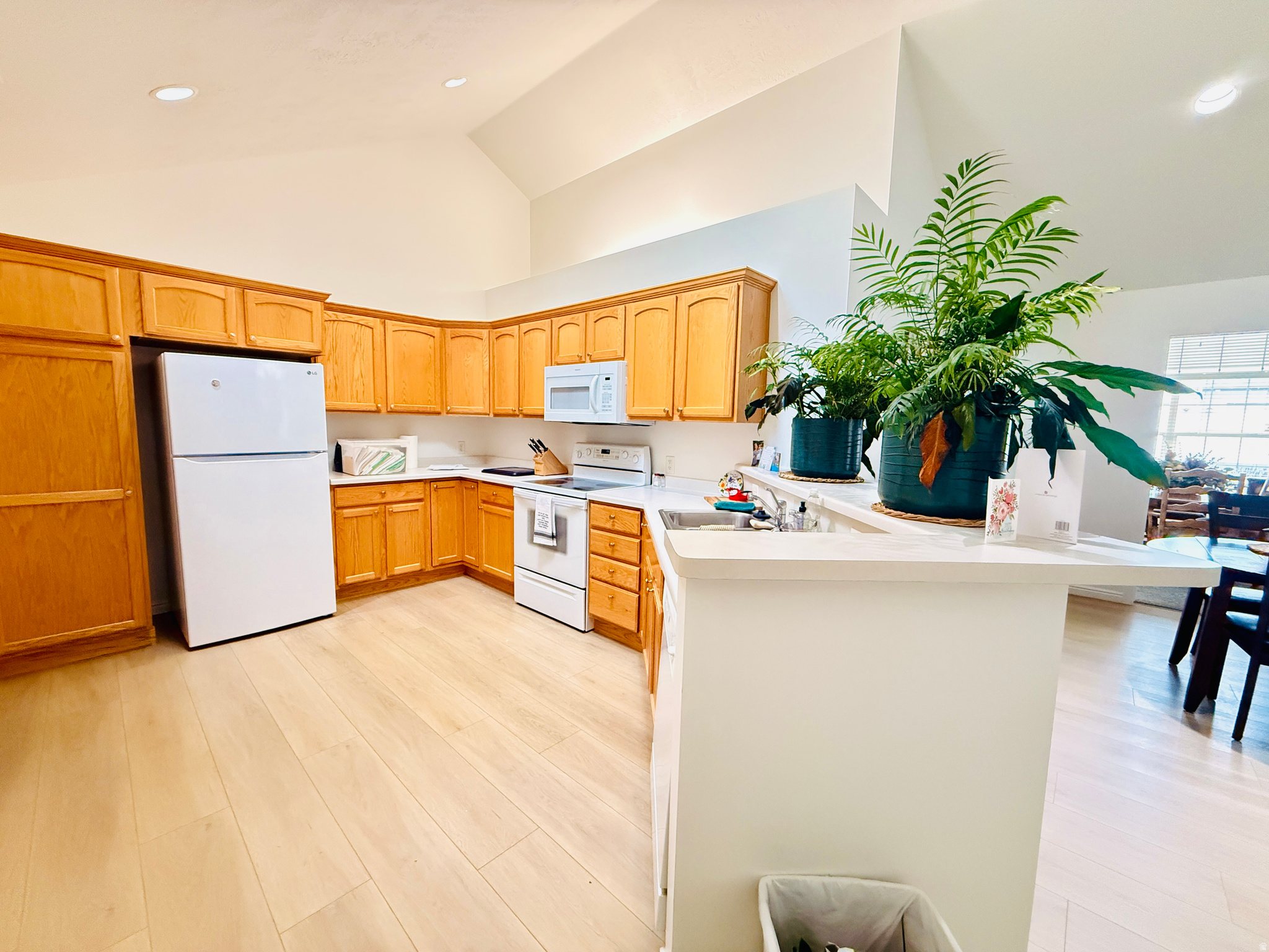 JORDAN VILLAS - Residential