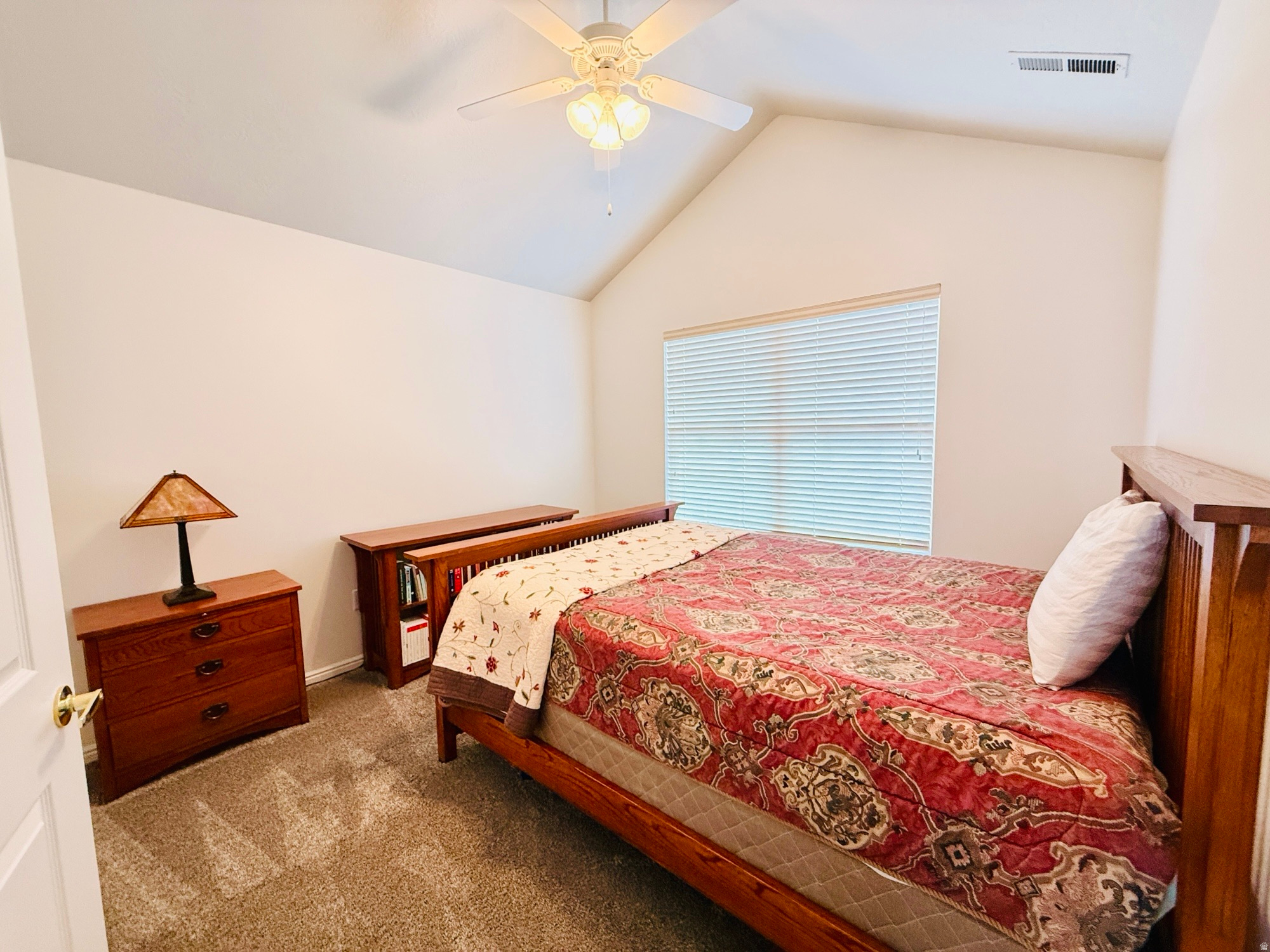 JORDAN VILLAS - Residential