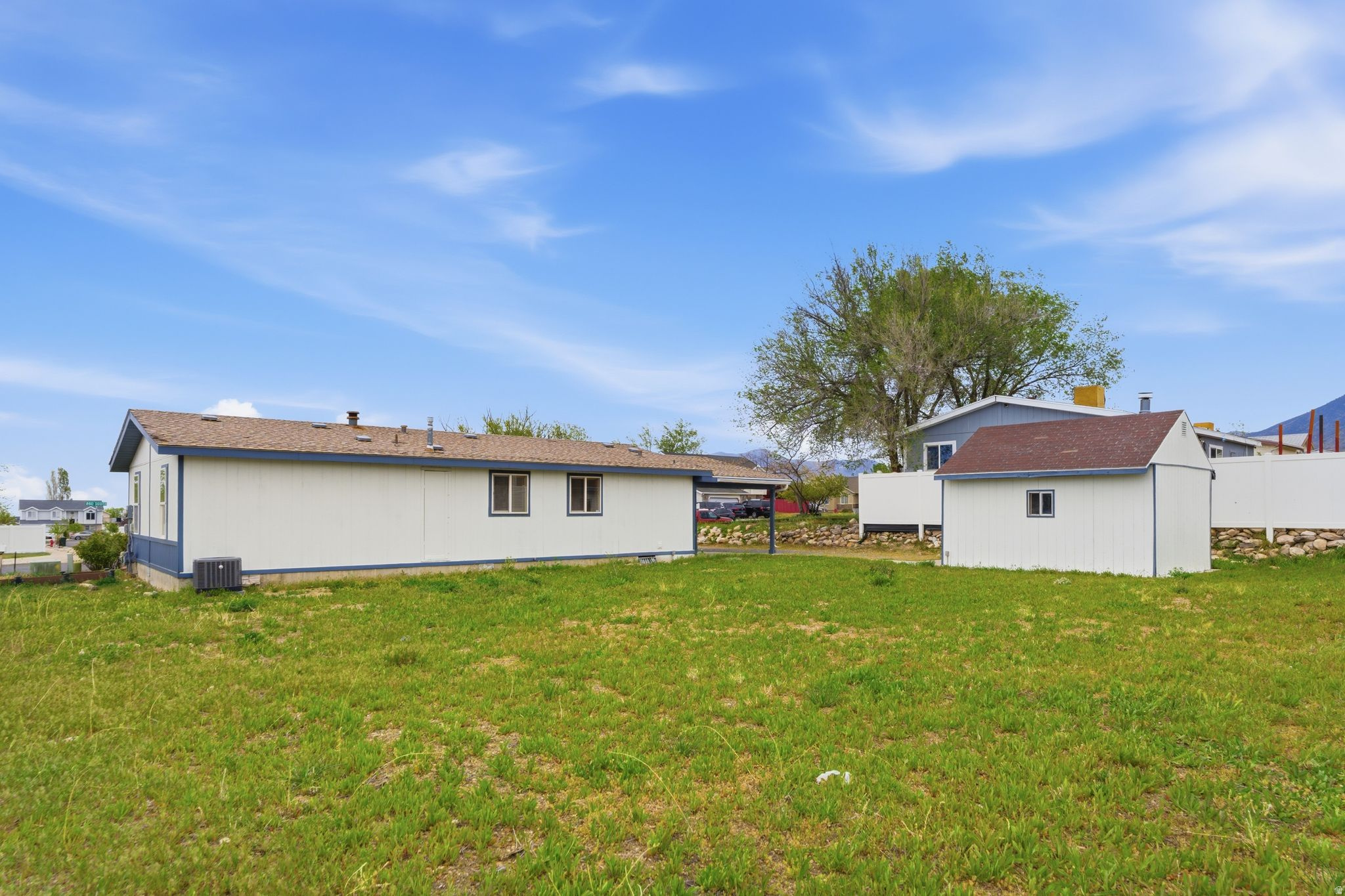 WEST MEADOWS - Residential